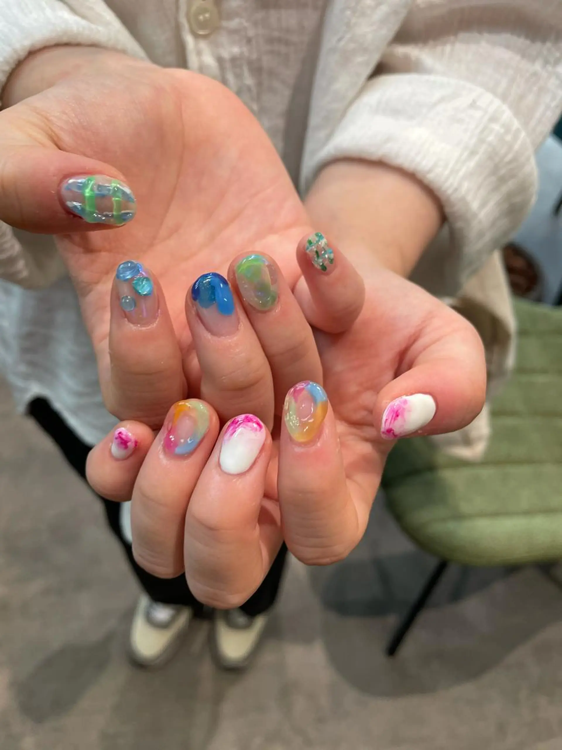 ネイル ハンドネイル ナチュラル透明感🌱 小山美樹子のヘアスタイル