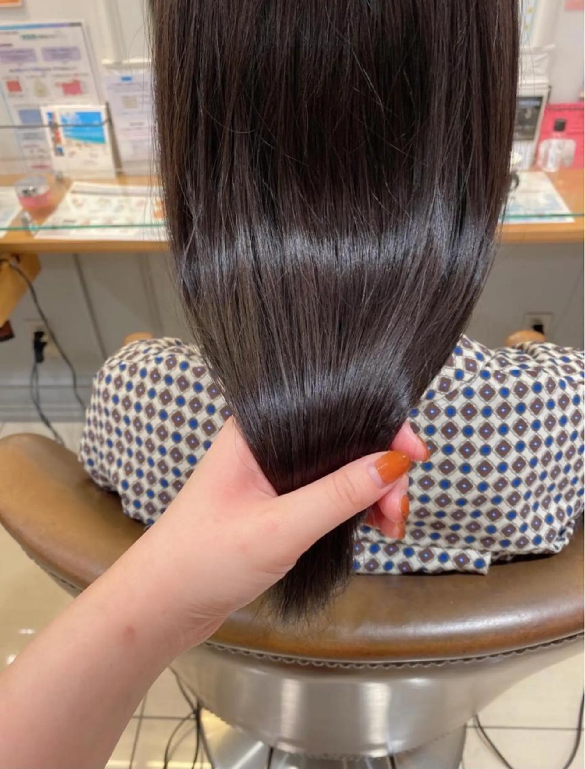 カラー ボブ ブリーチ/miinaのヘアスタイル