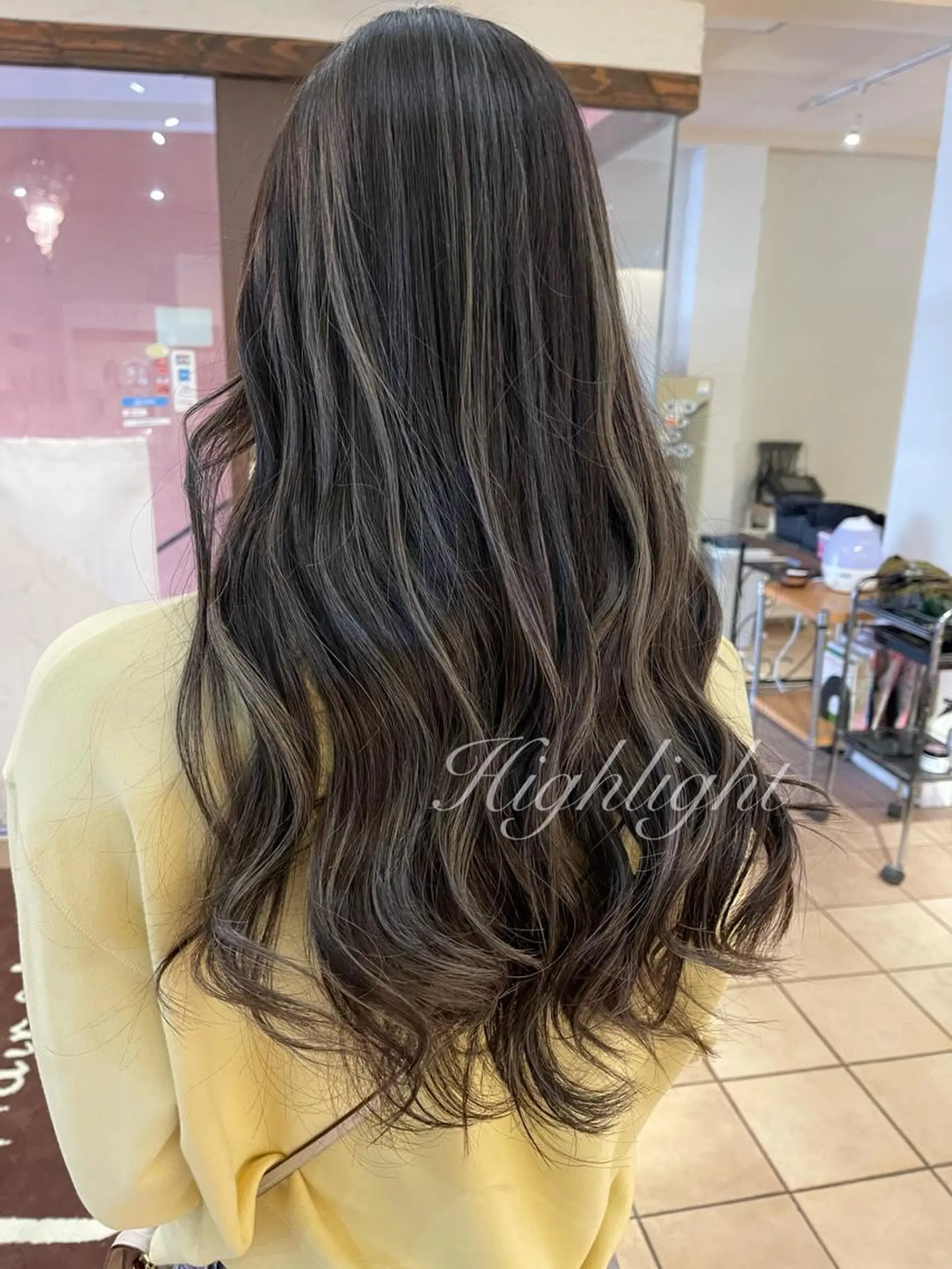 セミロング カラー カット ヘアカラー トリートメント Che'ri所属・海外レイヤー/ レイヤーカット/和田のヘアスタイル