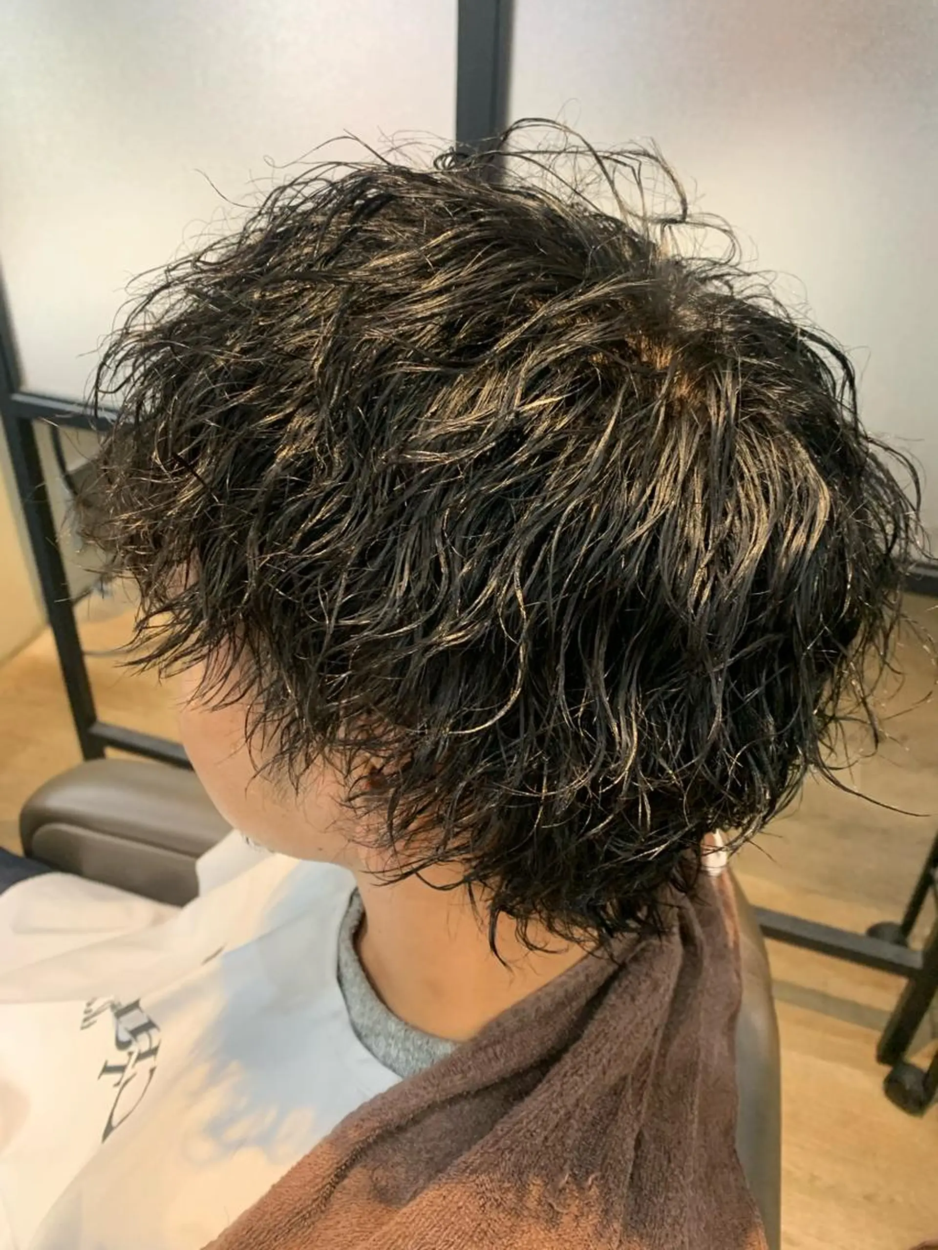 ショート パーマ メンズ 津田 祐岐のヘアスタイル