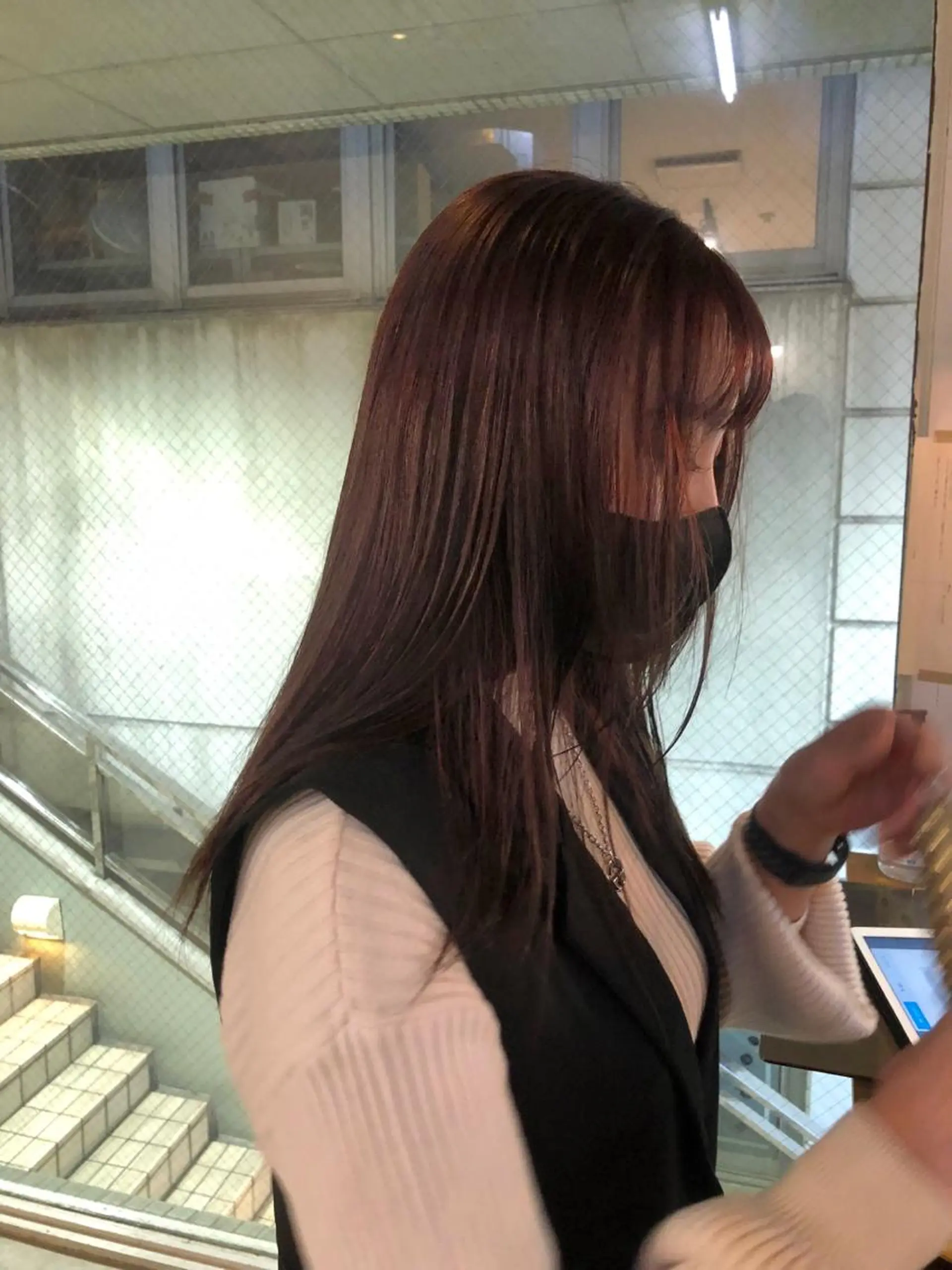 カラー ブリーチ ブラウンカラー ピンクカラー yuragi所属・竹内 絢香のヘアスタイル