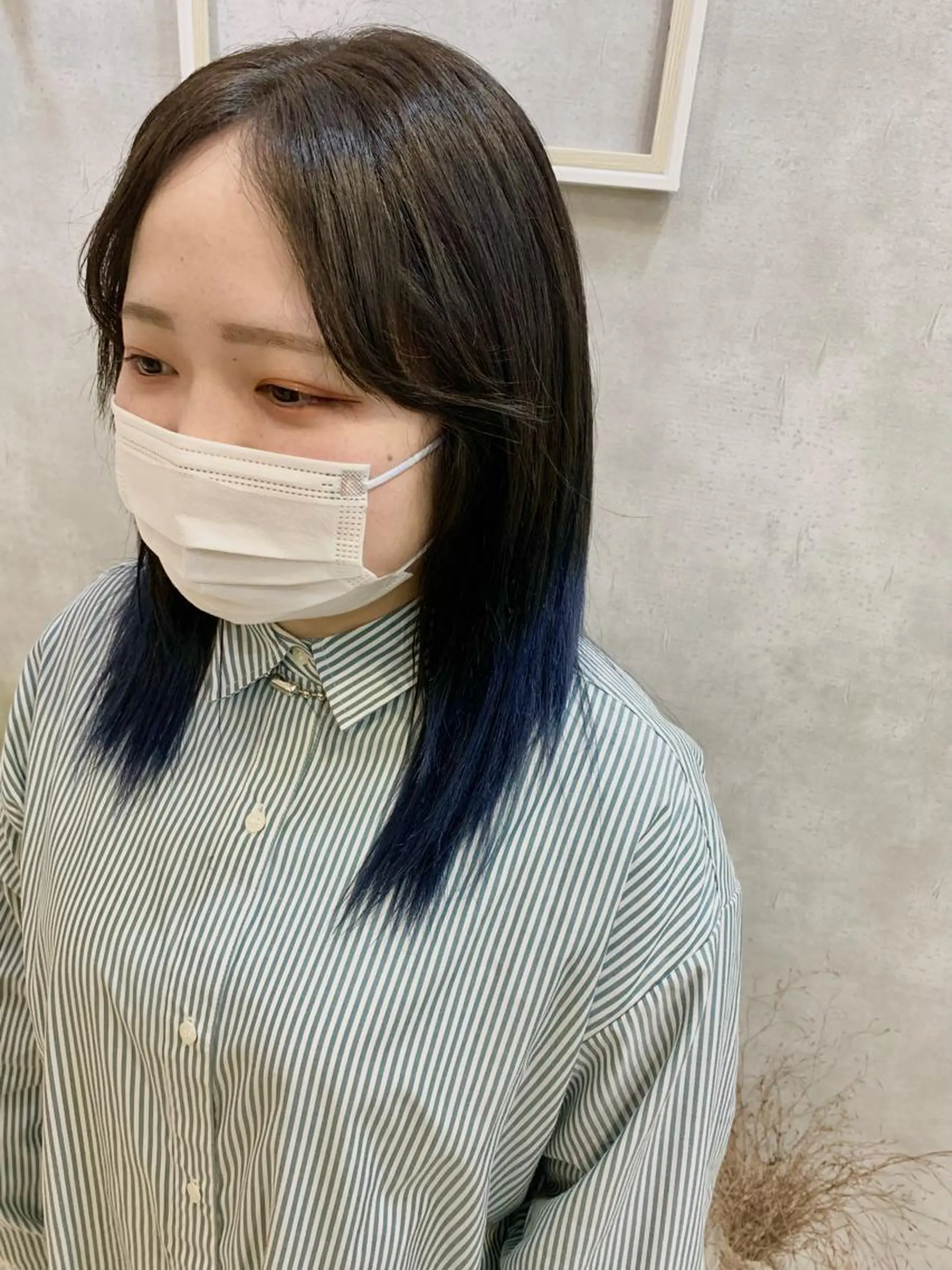 セミロング カラー ブルーカラー hiar make ROSEL所属・ROSEL末吉 海渡のヘアスタイル