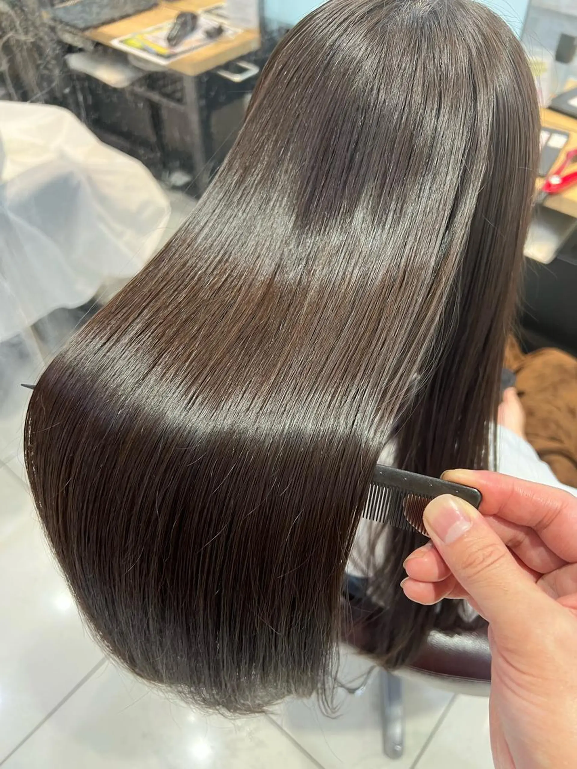 ロング カラー カット ヘアカラー トリートメント 縮毛矯正✨️レイヤー クボタリョウのヘアスタイル