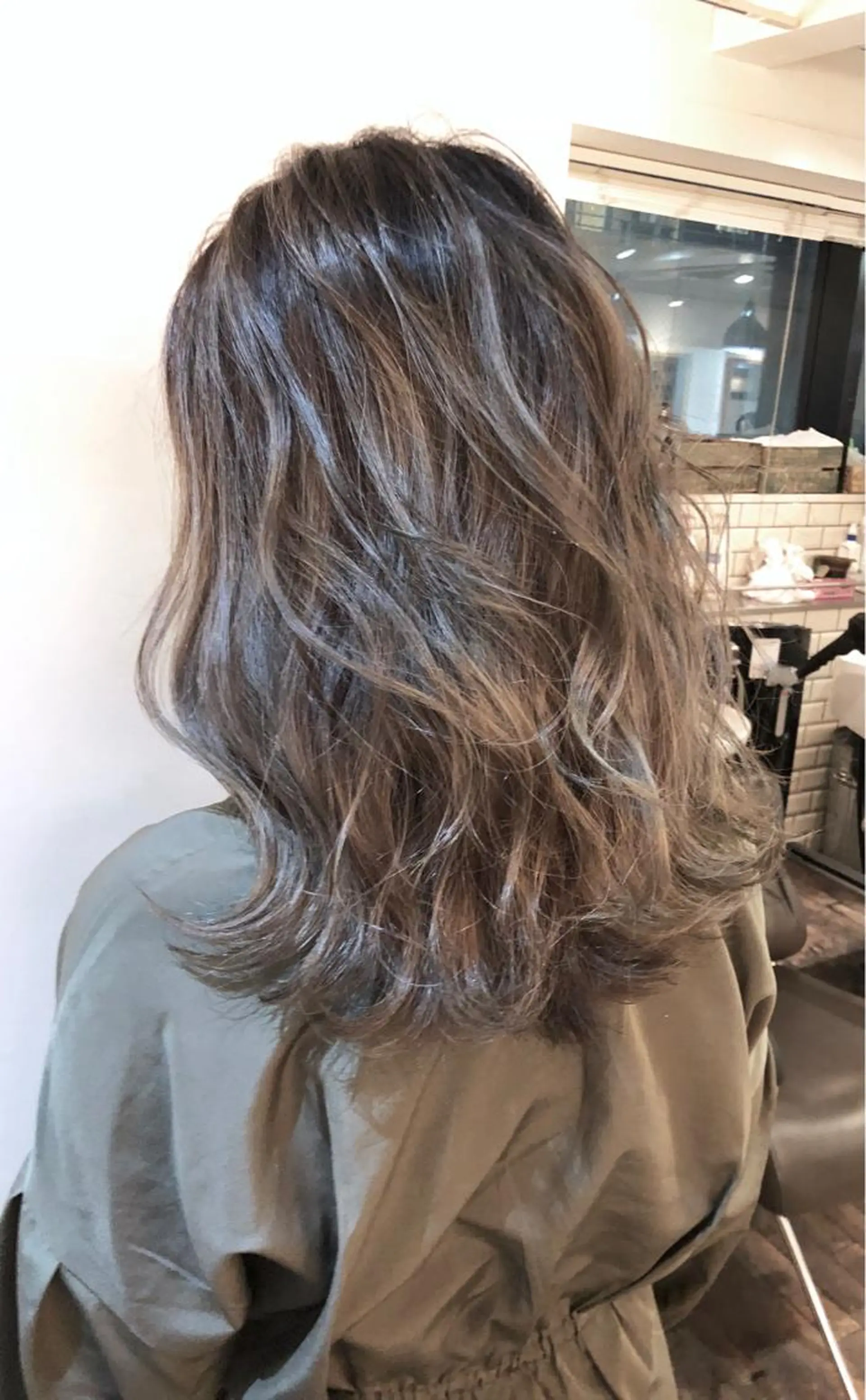 セミロング カラー 【代表】高山 一真のヘアスタイル