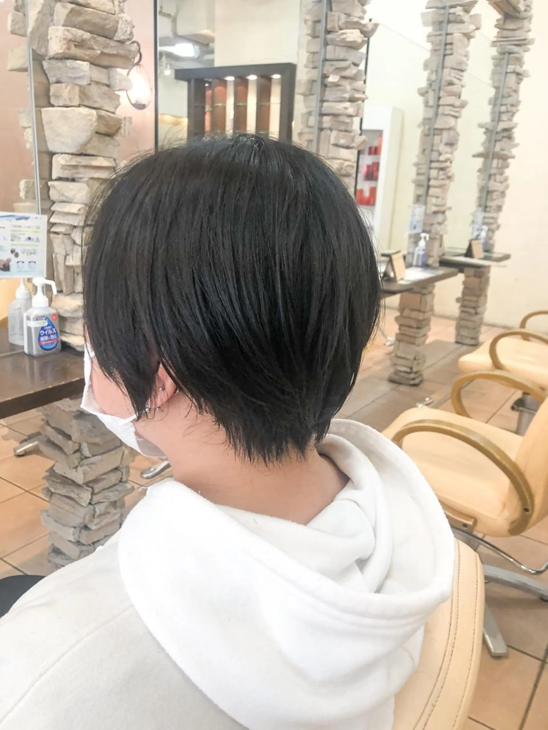 ショート 地毛風ストレート ⚡️下ノ村柊斗⚡️のヘアスタイル