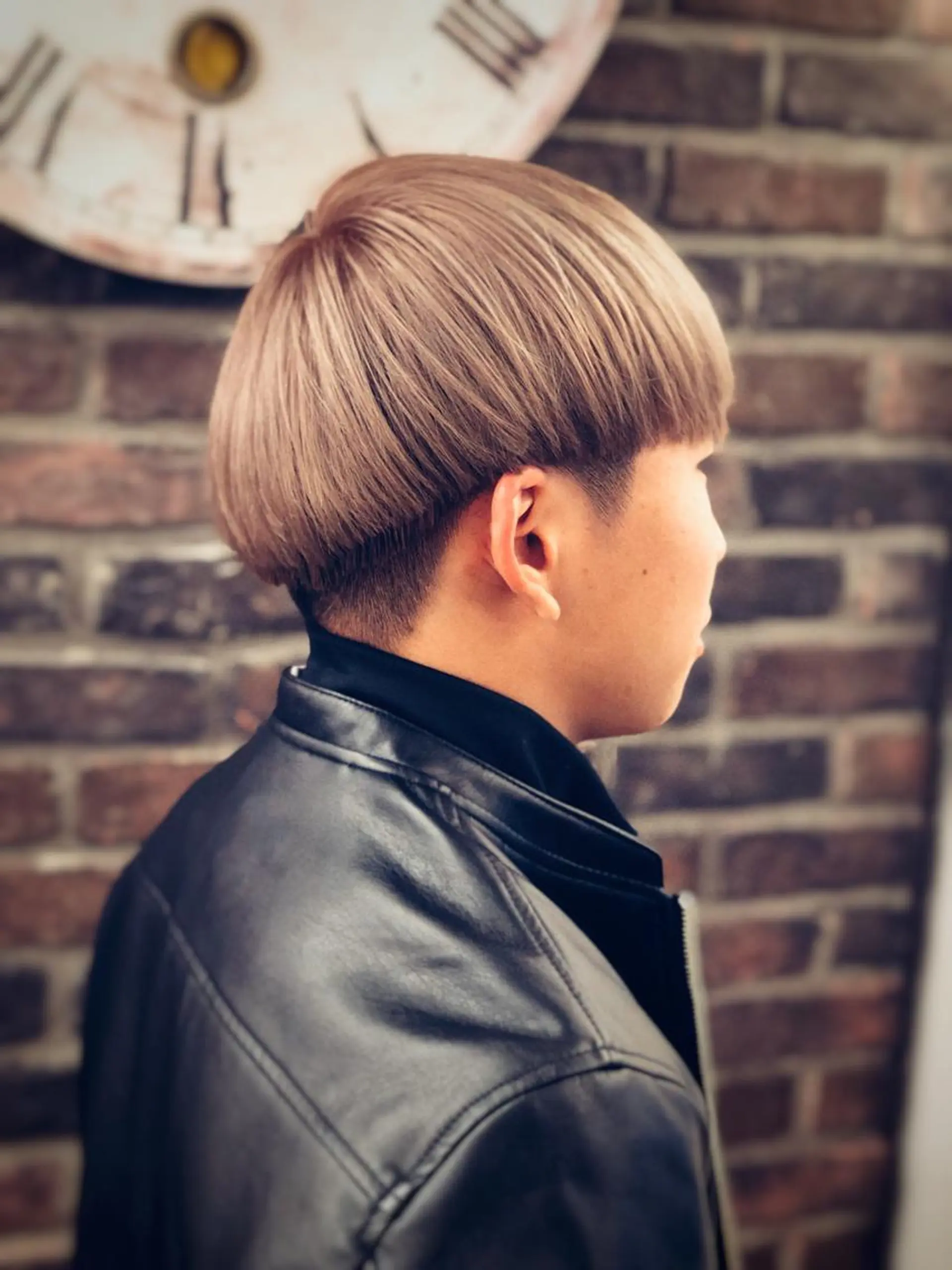 ショート カラー メンズ メンズ韓国風 マッシュ 韓国風ヘア カット ヘアカラー ✖️リーアキト LEEAKITO✖️のヘアスタイル