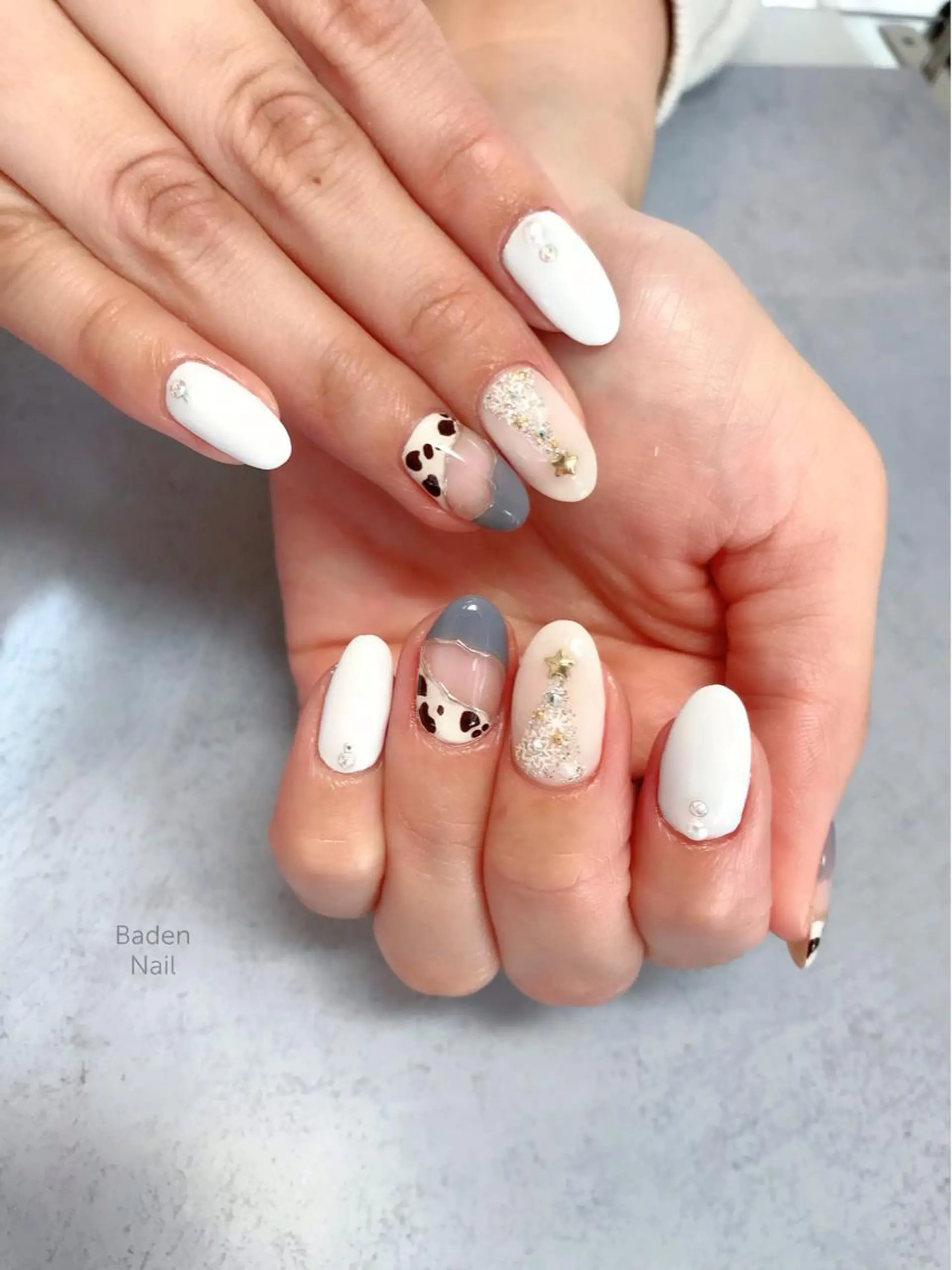 ネイル ミラーネイル 冬ネイル クリスマス ハンドネイル Baden Nail ﾊﾞ-ﾃﾞﾝ ﾈｲﾙのネイルデザイン