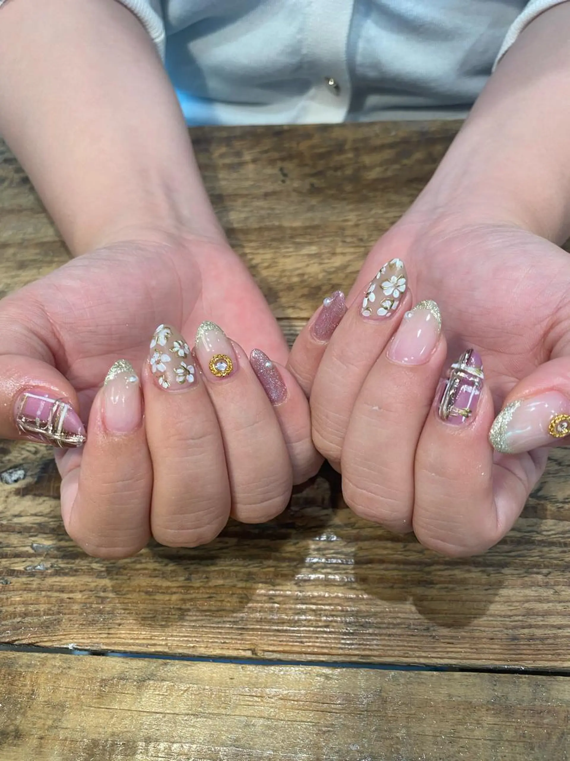 ネイル 佐藤  悠子のネイルデザイン