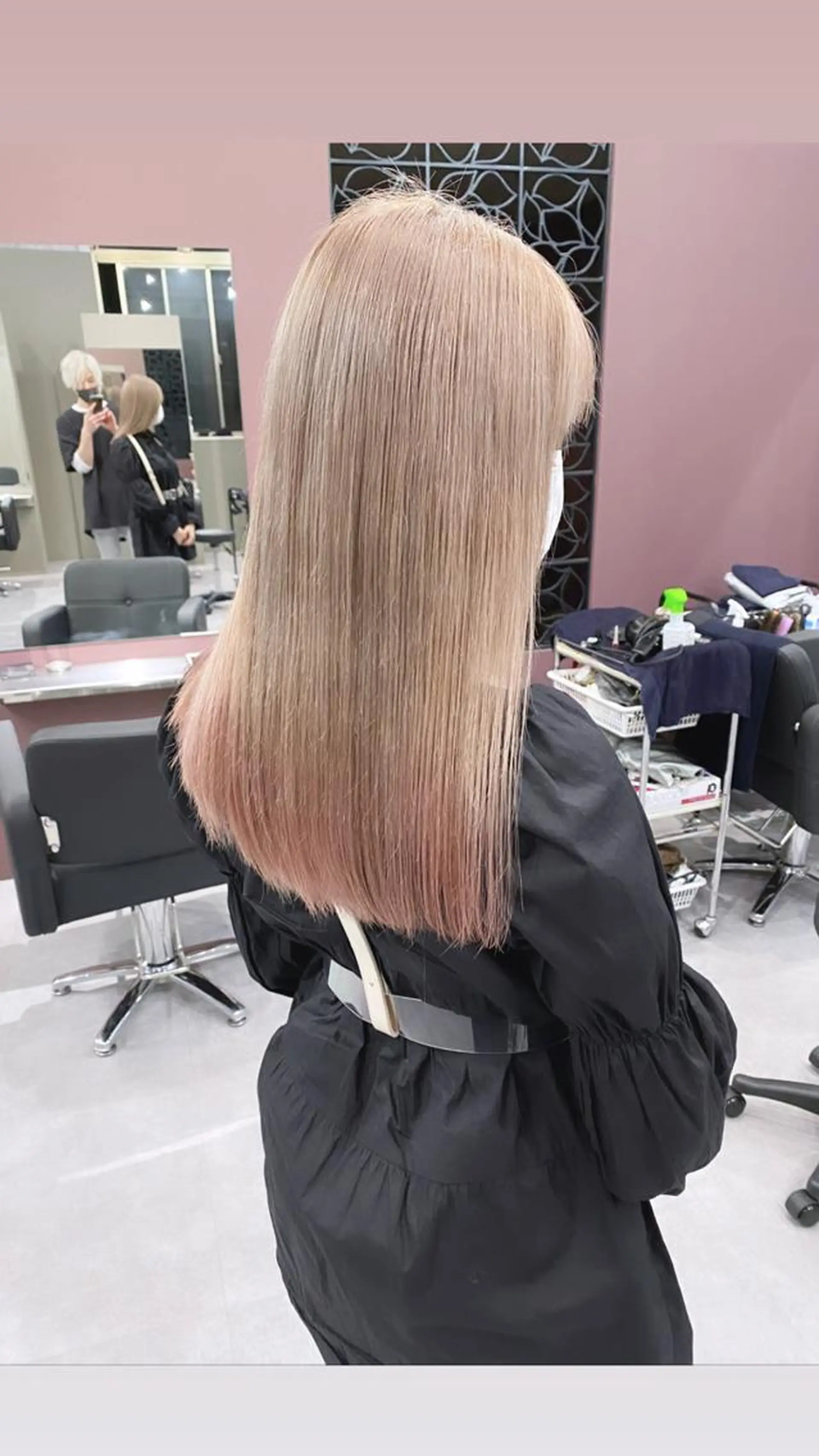 ロング カラー Via officialのヘアスタイル