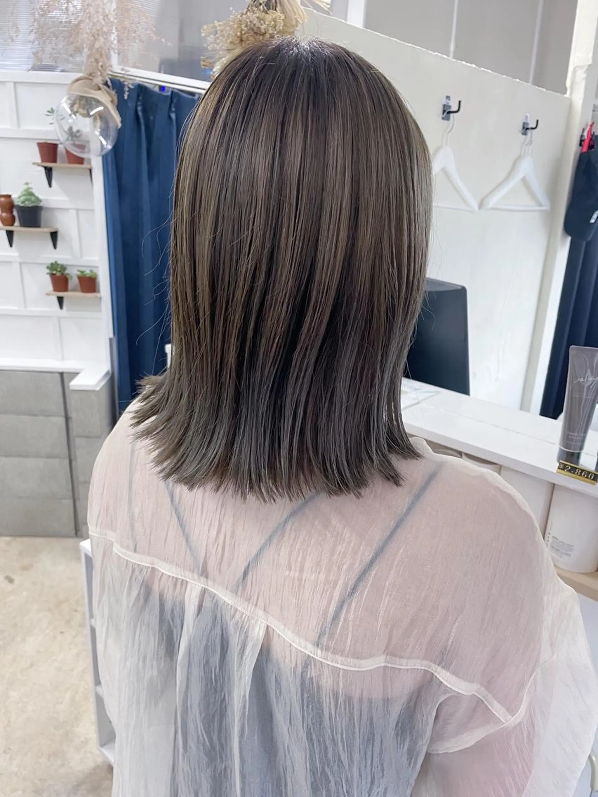 ミディアム カラー est hair &beautyのヘアスタイル