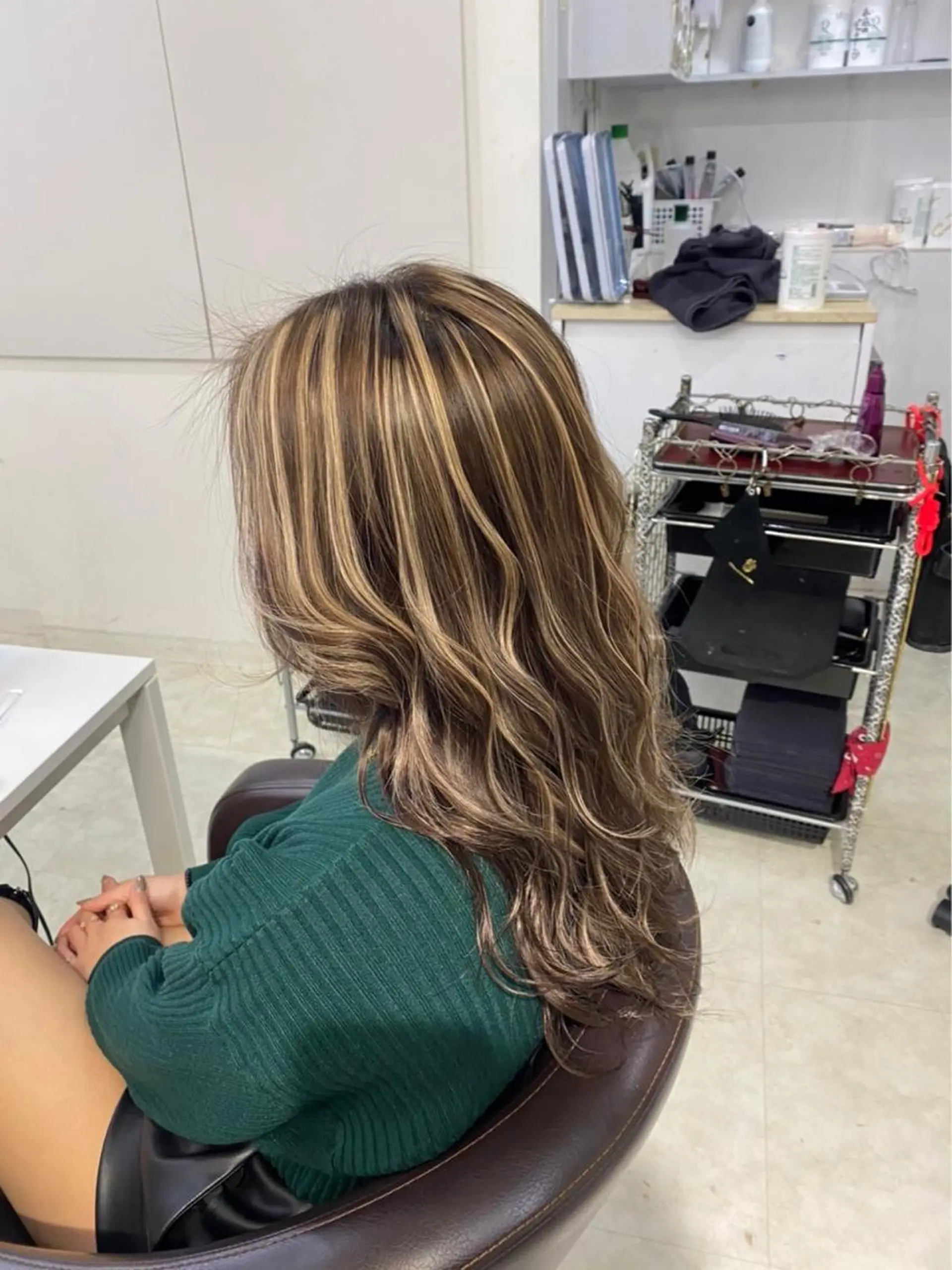 ロング カラー アッシュ アッシュグレー アッシュグレージュ バレイヤージュ ミストバング メンズ特化/パーマ/ 骨格矯正カット/真人のヘアスタイル