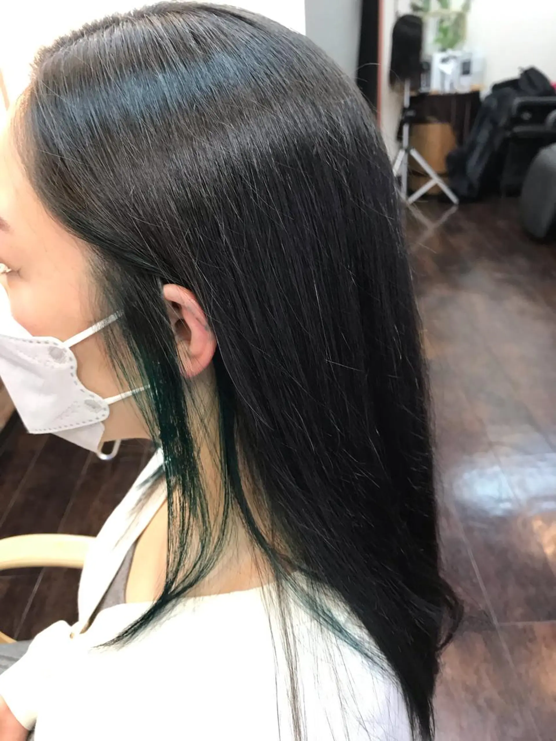 セミロング カラー 桧山 真のヘアスタイル