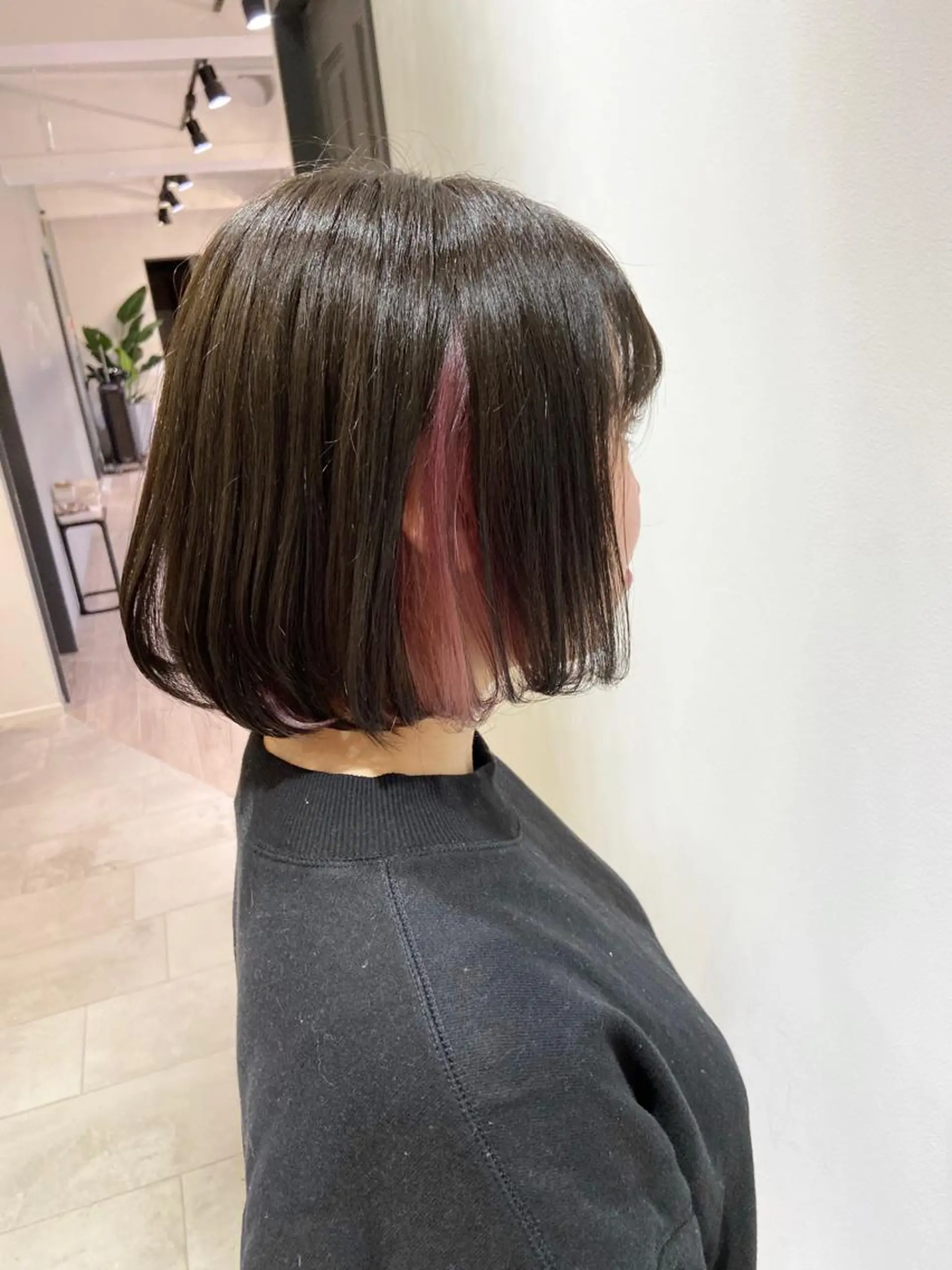 ミディアム カラー ヘアカラー 🐺ウルフ/レイヤー 似合わせ‎🤍沙羅のヘアスタイル