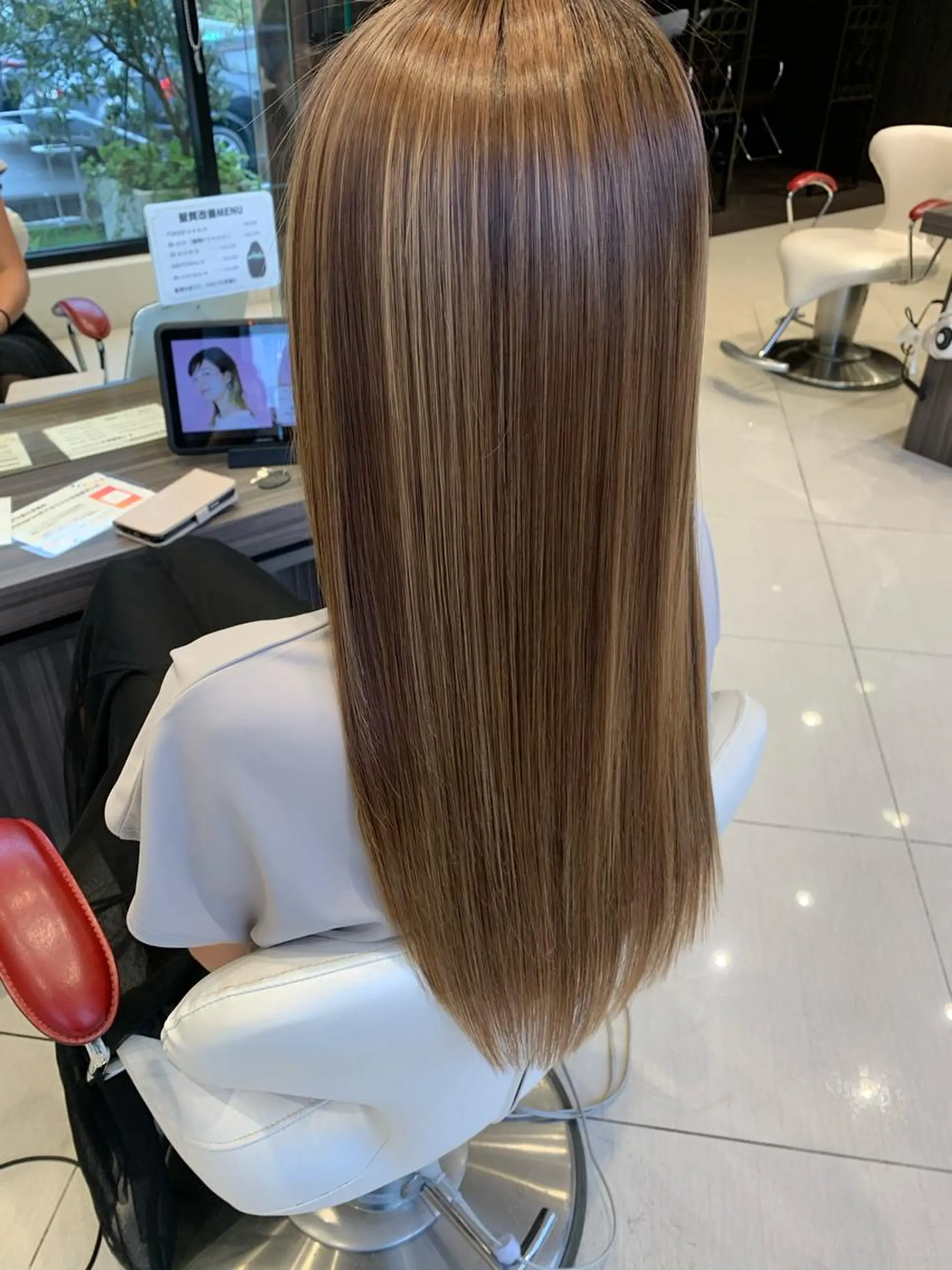 ロング ハイライト 古畑 佑悟のヘアスタイル