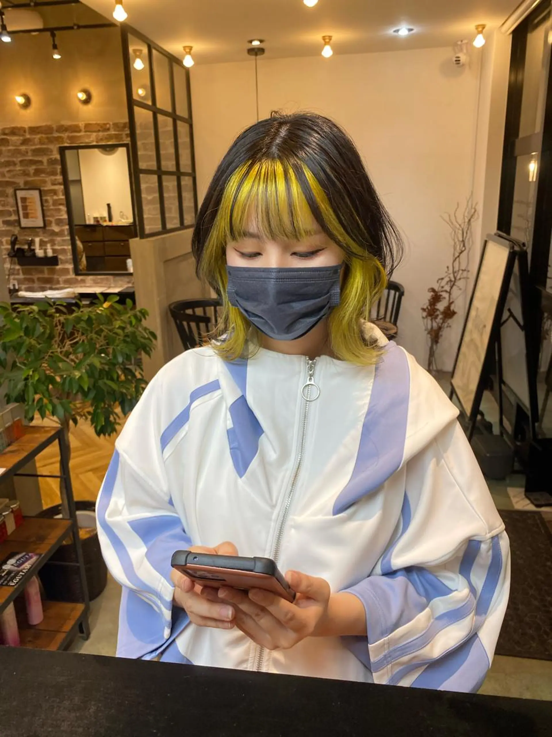 ミディアム ヘアカラー 大内田 凌馬のヘアスタイル