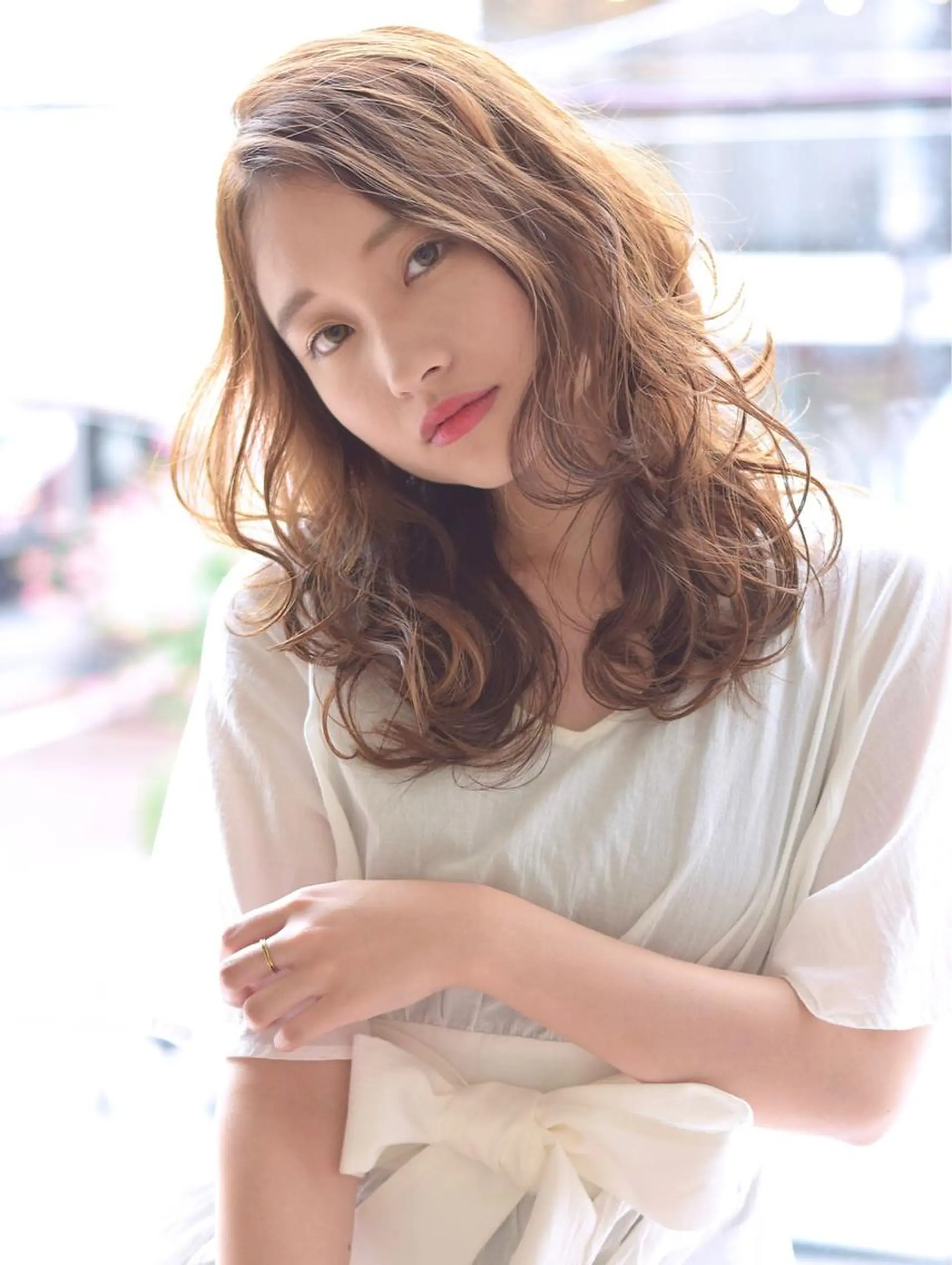 セミロング 髪質改善　縮毛の達人 矢井由真のヘアスタイル