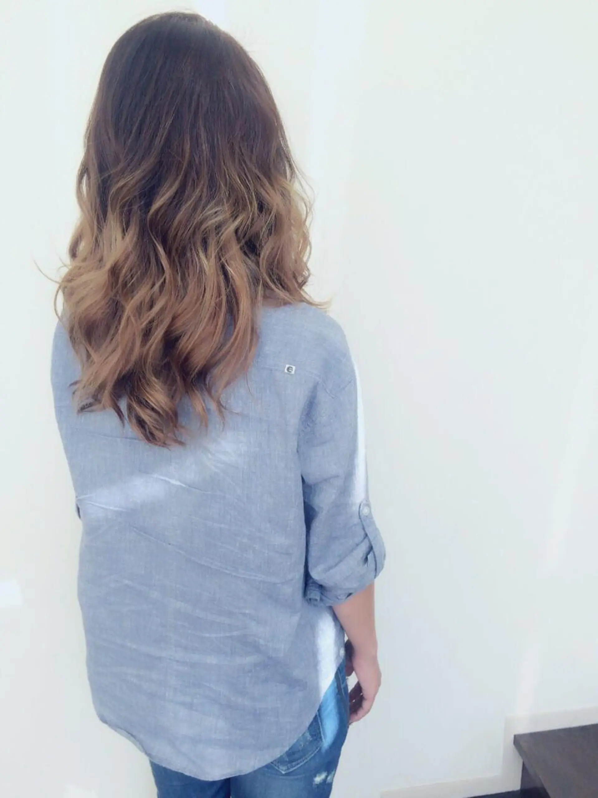 セミロング カラー グラデーションカラー Remore所属・中塚 義人のヘアスタイル