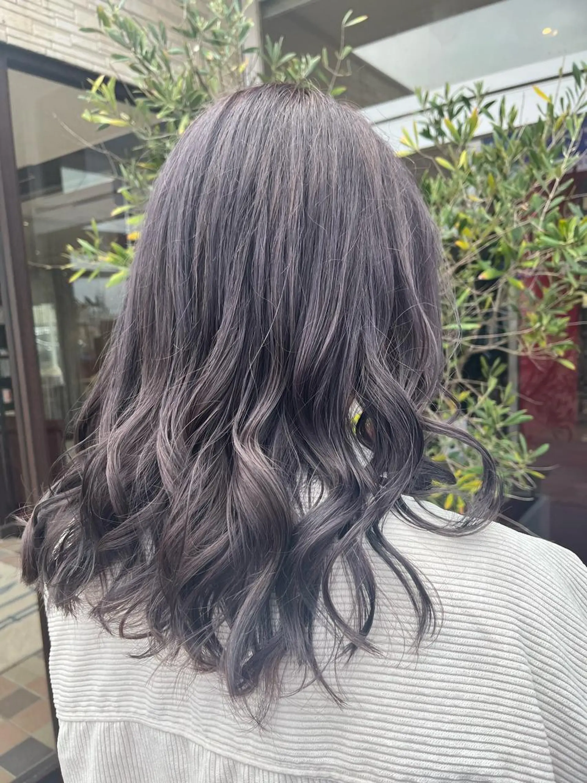 ミディアム EARTH長岡 🌼渡辺まい🌼のヘアスタイル