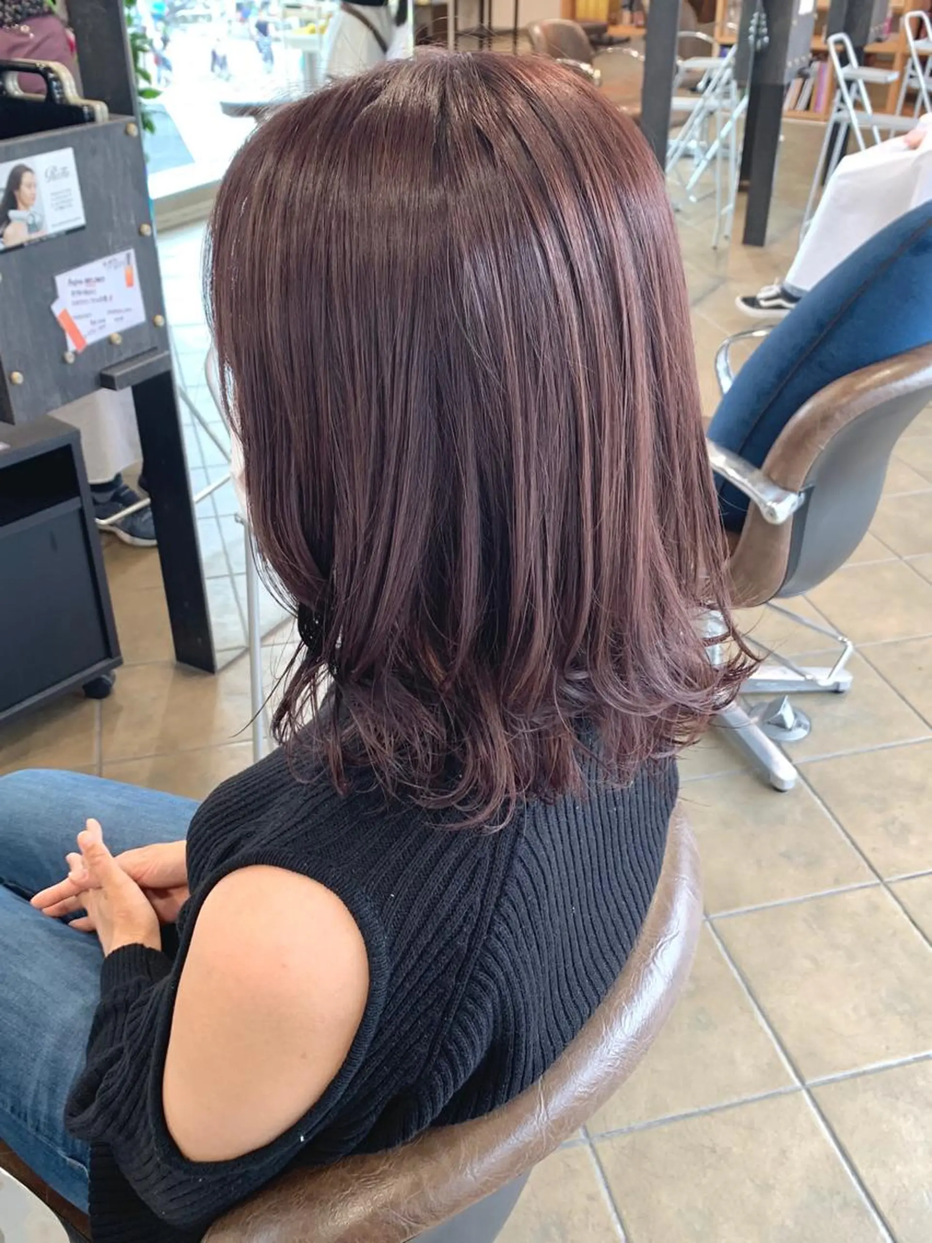 ミディアム カット ヘアカラー 明石遼/ベージュ / ピンクのヘアスタイル