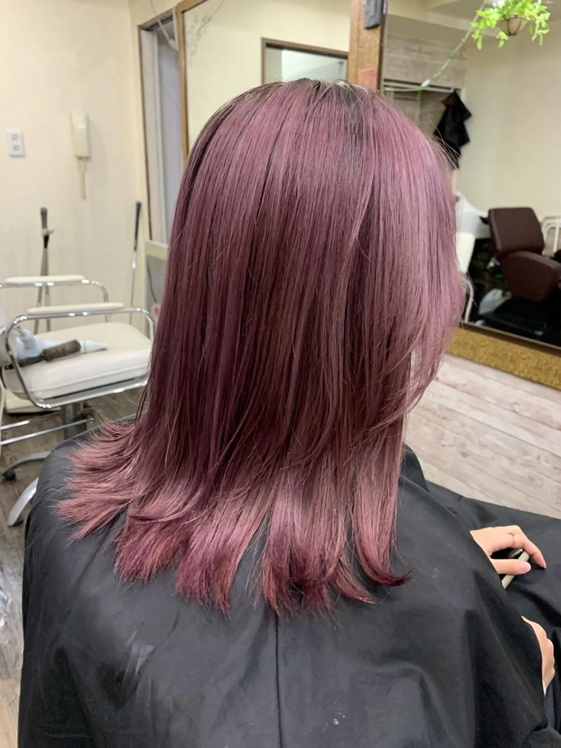 カラー ヘアカラー 渡辺 健太のヘアスタイル