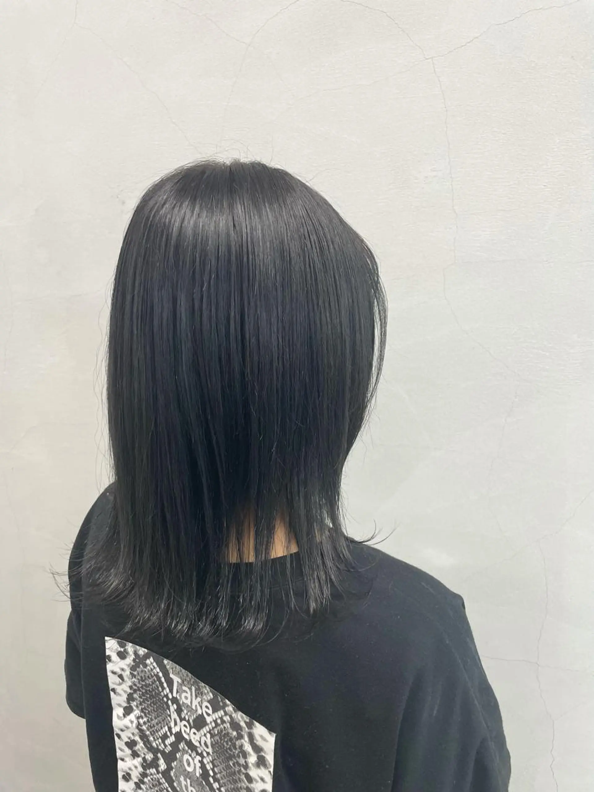 カラー miu .のヘアスタイル