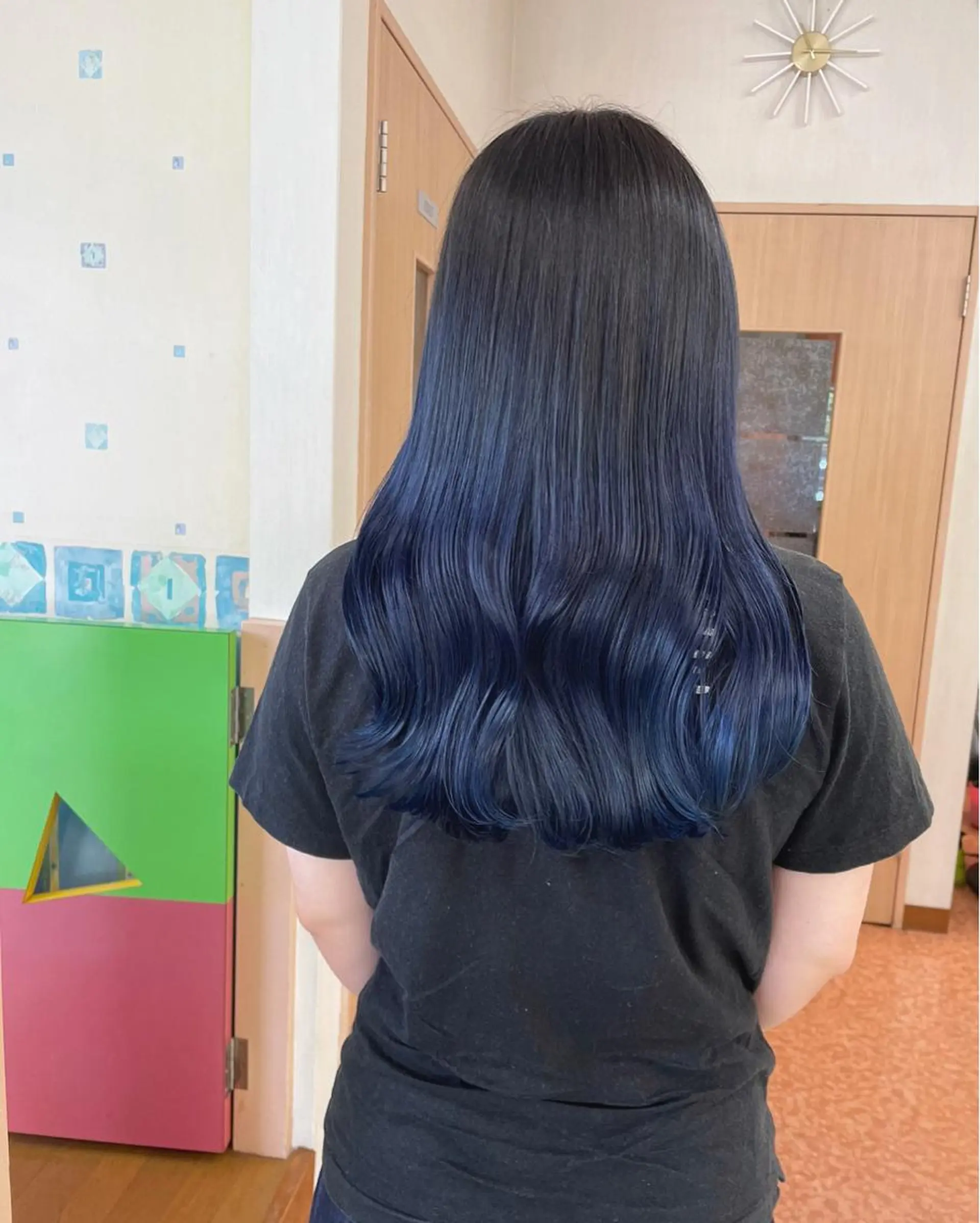 セミロング カラー ブルーカラー グラデーションカラー River,Land所属・yui .のヘアスタイル