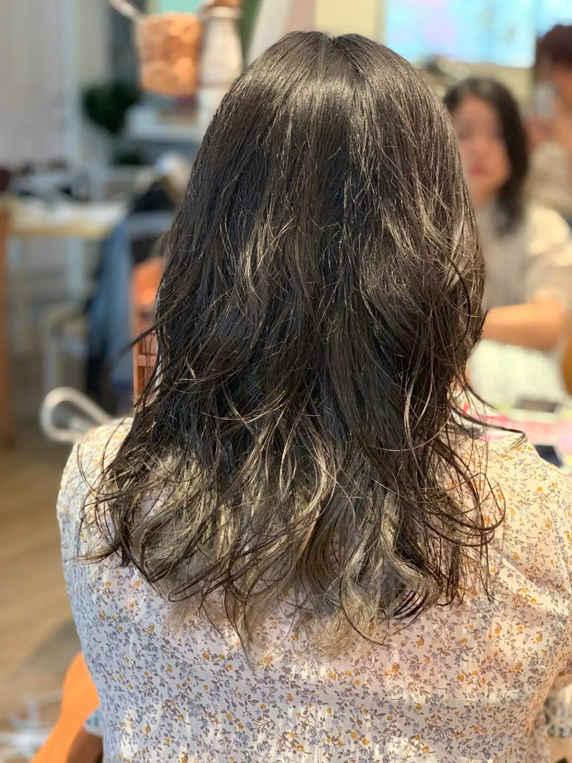 ロング 韓国風レイヤーカット 🇰🇷❕モカのヘアスタイル