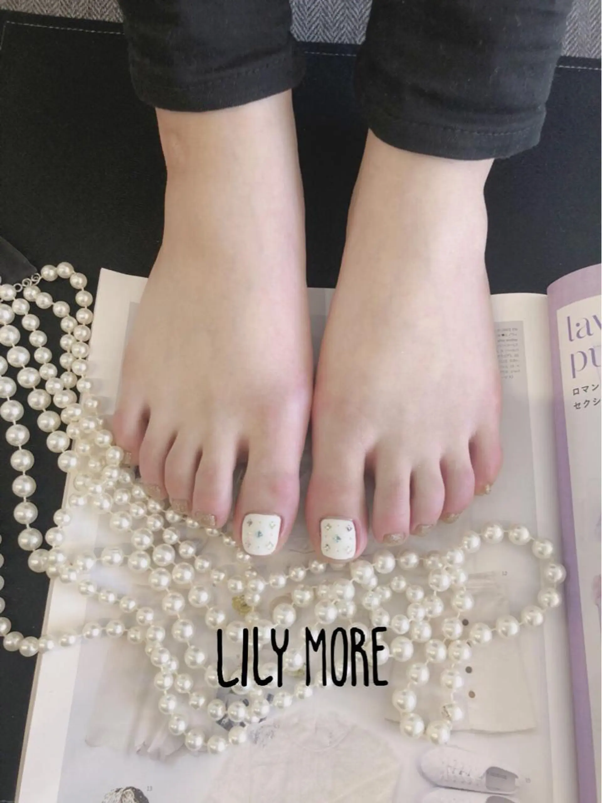 ネイル フットネイル Lily closetのネイルデザイン