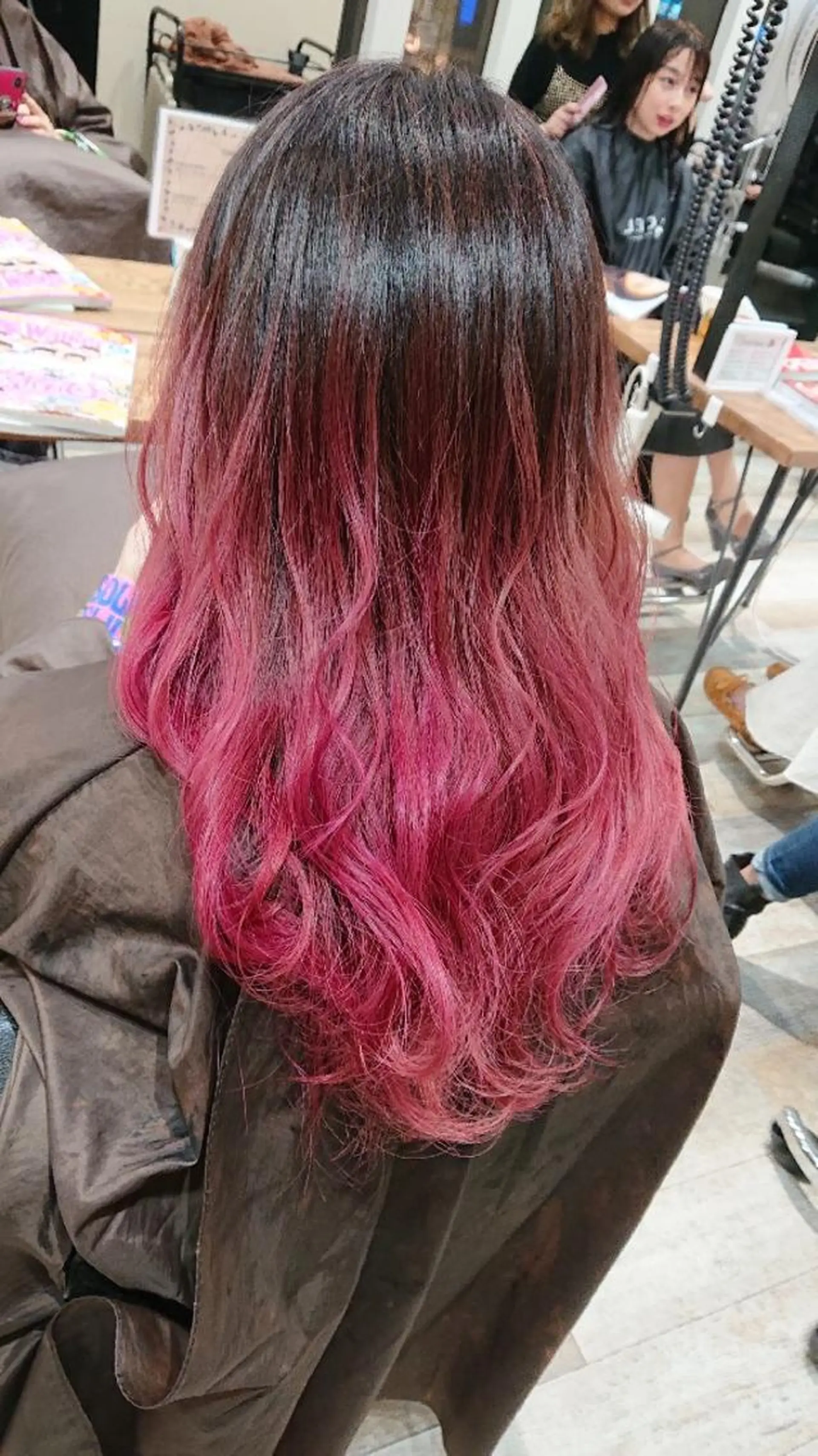 ロング カラー ピンクカラー ACROあべの店所属・艶カラー/インナー /グラデ/大西小百合のヘアスタイル