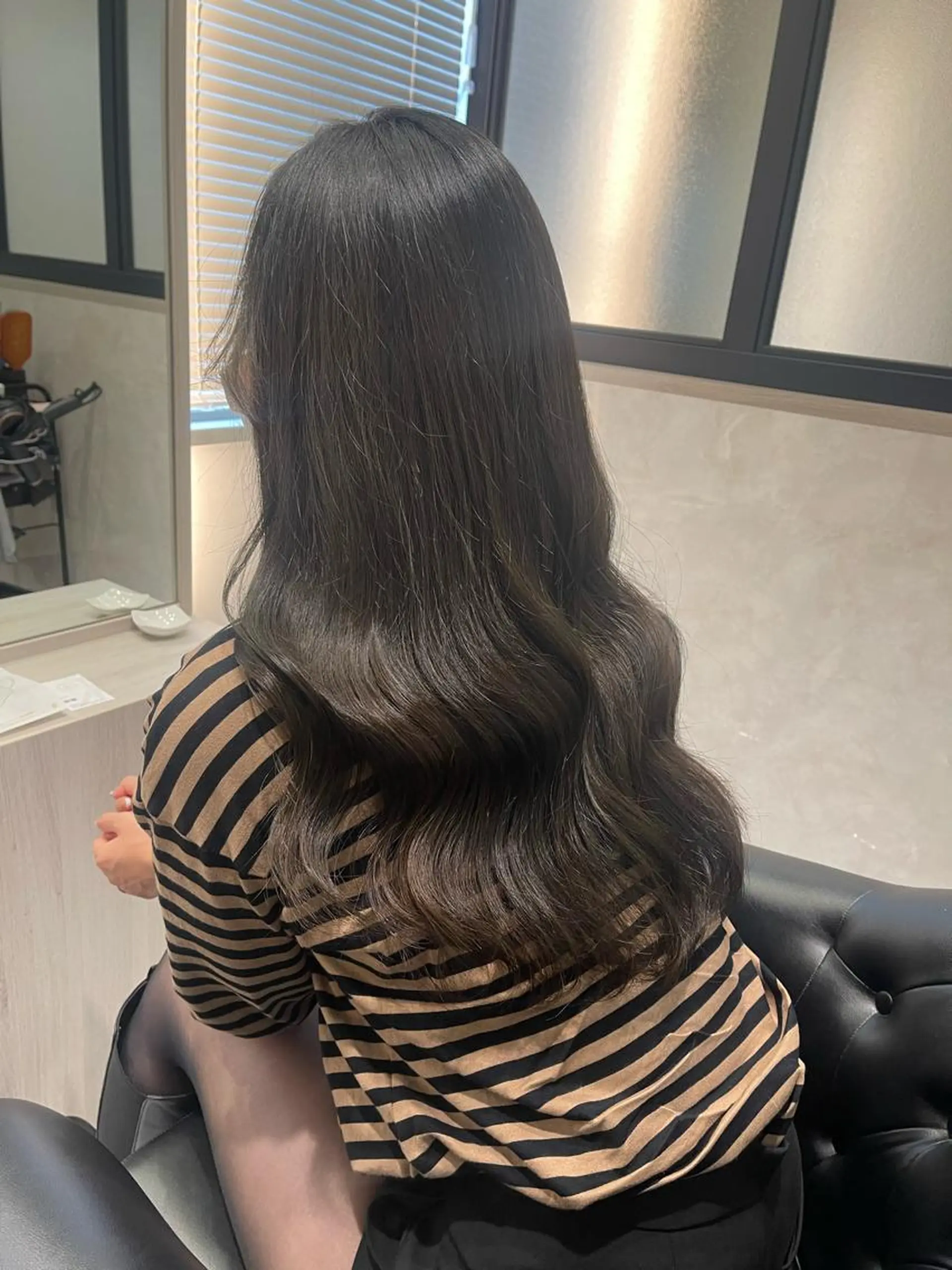 ロング カラー カット ヘアカラー トリートメント &chaLme   心斎橋所属・emi/髪質改善/ 韓国風/艶カラーのヘアスタイル