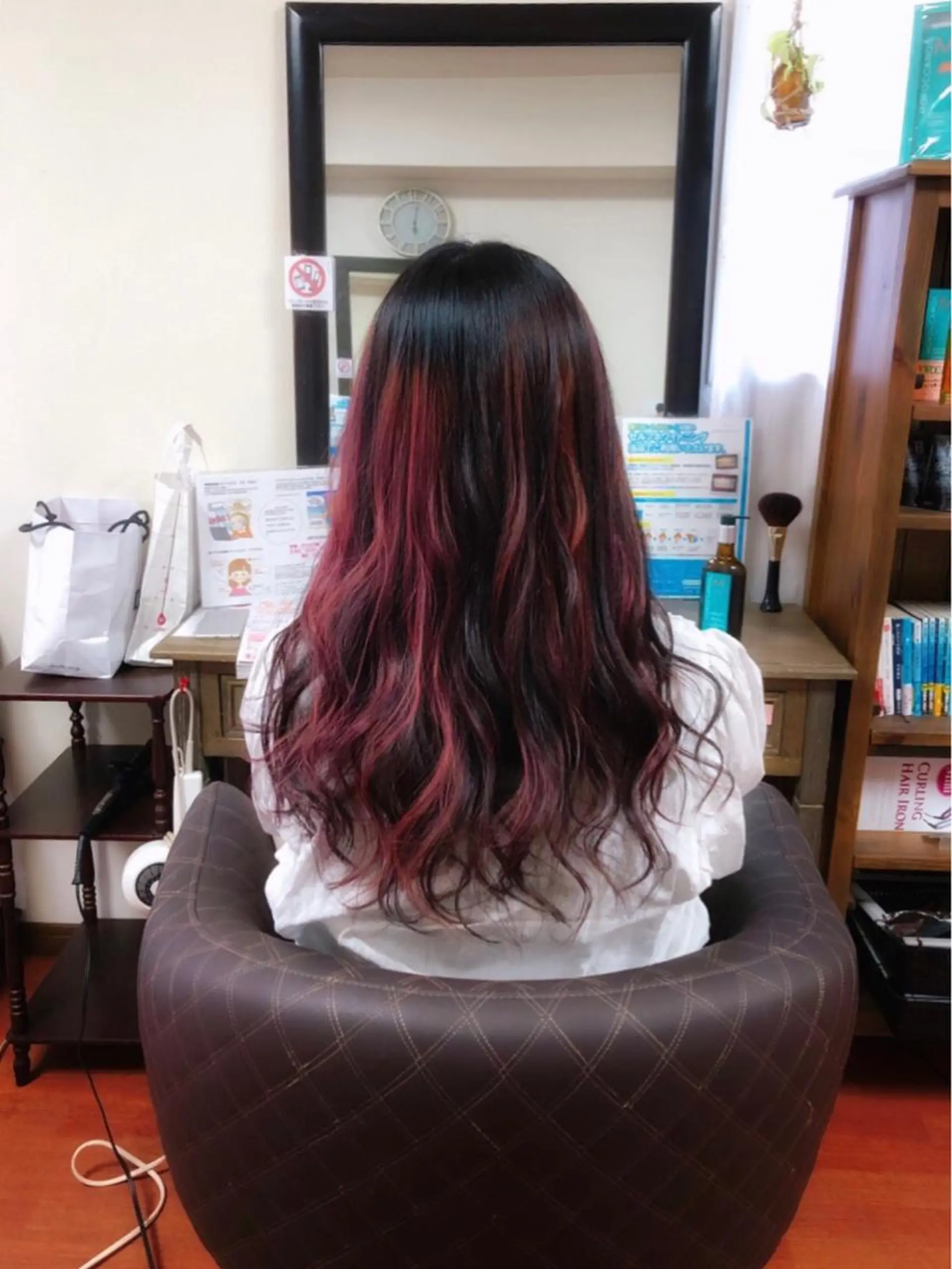 ロング カラー ブリーチ ダブルカラー ハイライトカラー メッシュ ピンクカラー 是枝 さくらのヘアスタイル