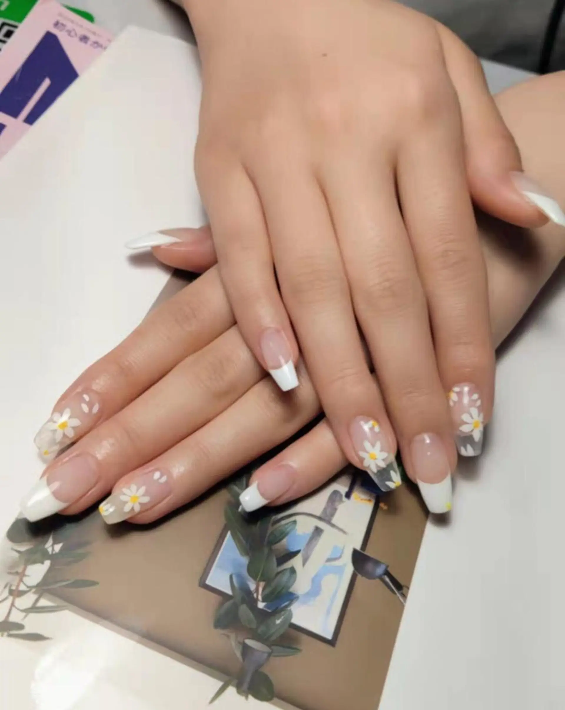 ネイル 💅E•U•B NAIL🌹所属・横浜市中区曙町 ネイルE·U·Bのネイルデザイン