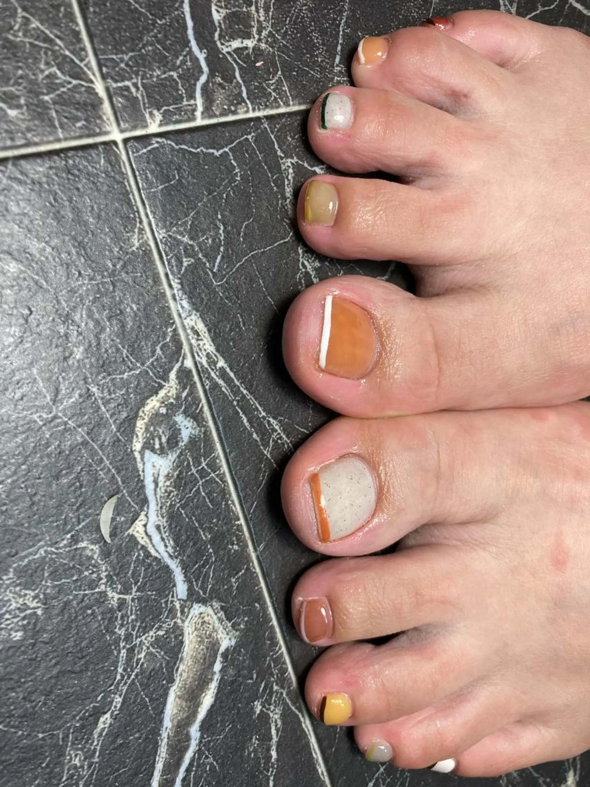 ショート ネイル ハンドネイル フットネイル ✴︎ Delightのネイルデザイン