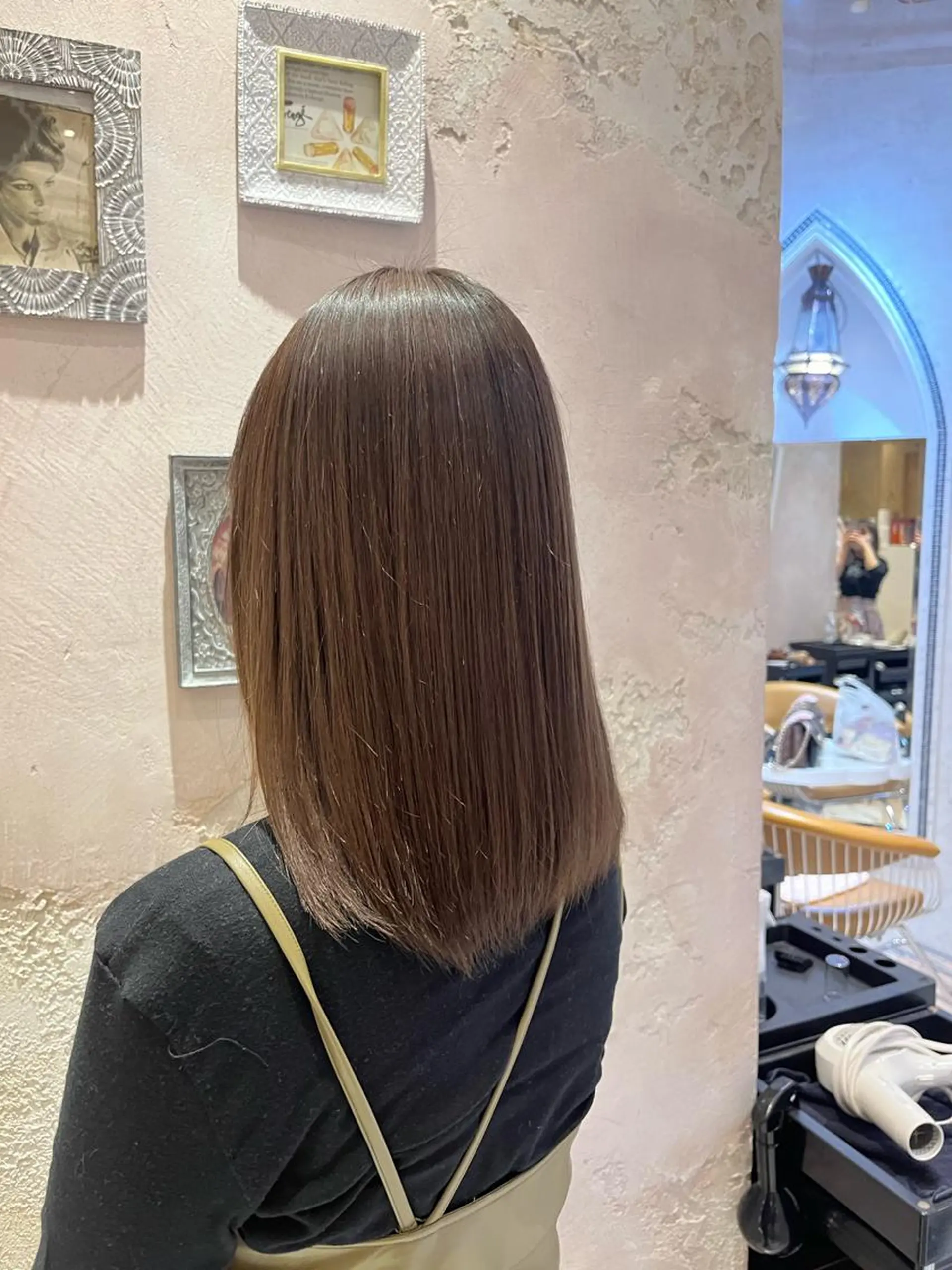 セミロング 川井麻由🎀アイドル 量産🎀ピンクカラーのヘアスタイル