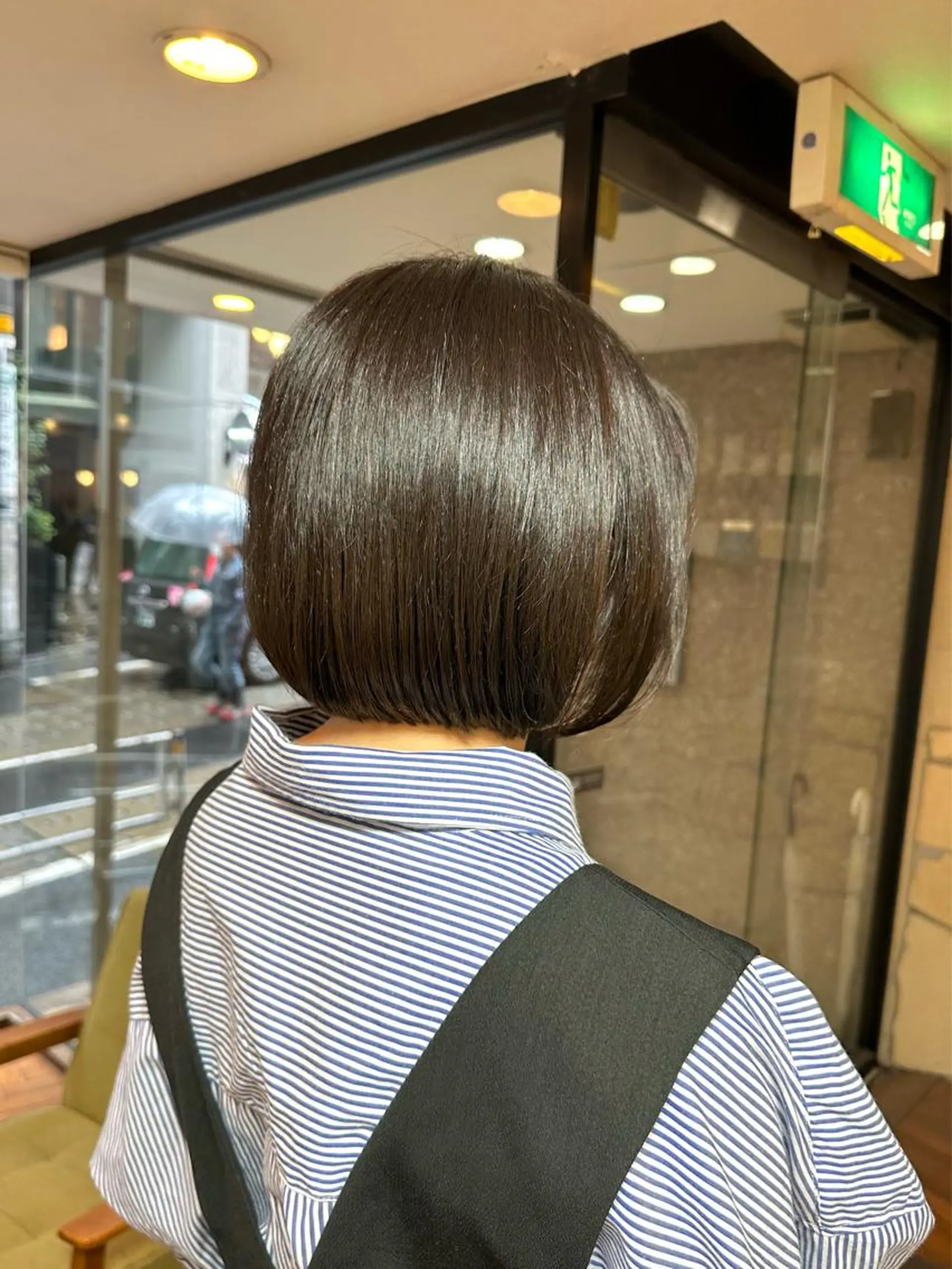 ショート カラー ブリーチ グレージュ ブリーチなしカラー LUMO所属・矢野 晃平のヘアスタイル