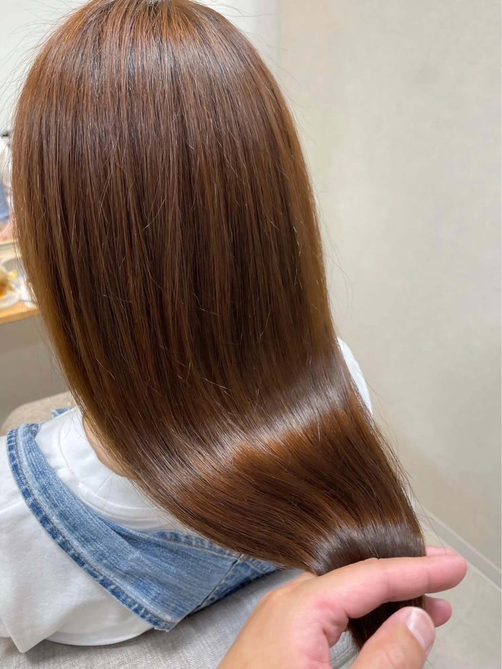 セミロング カット 縮毛矯正 ショート/白髪ぼかし 君和田若菜のヘアスタイル