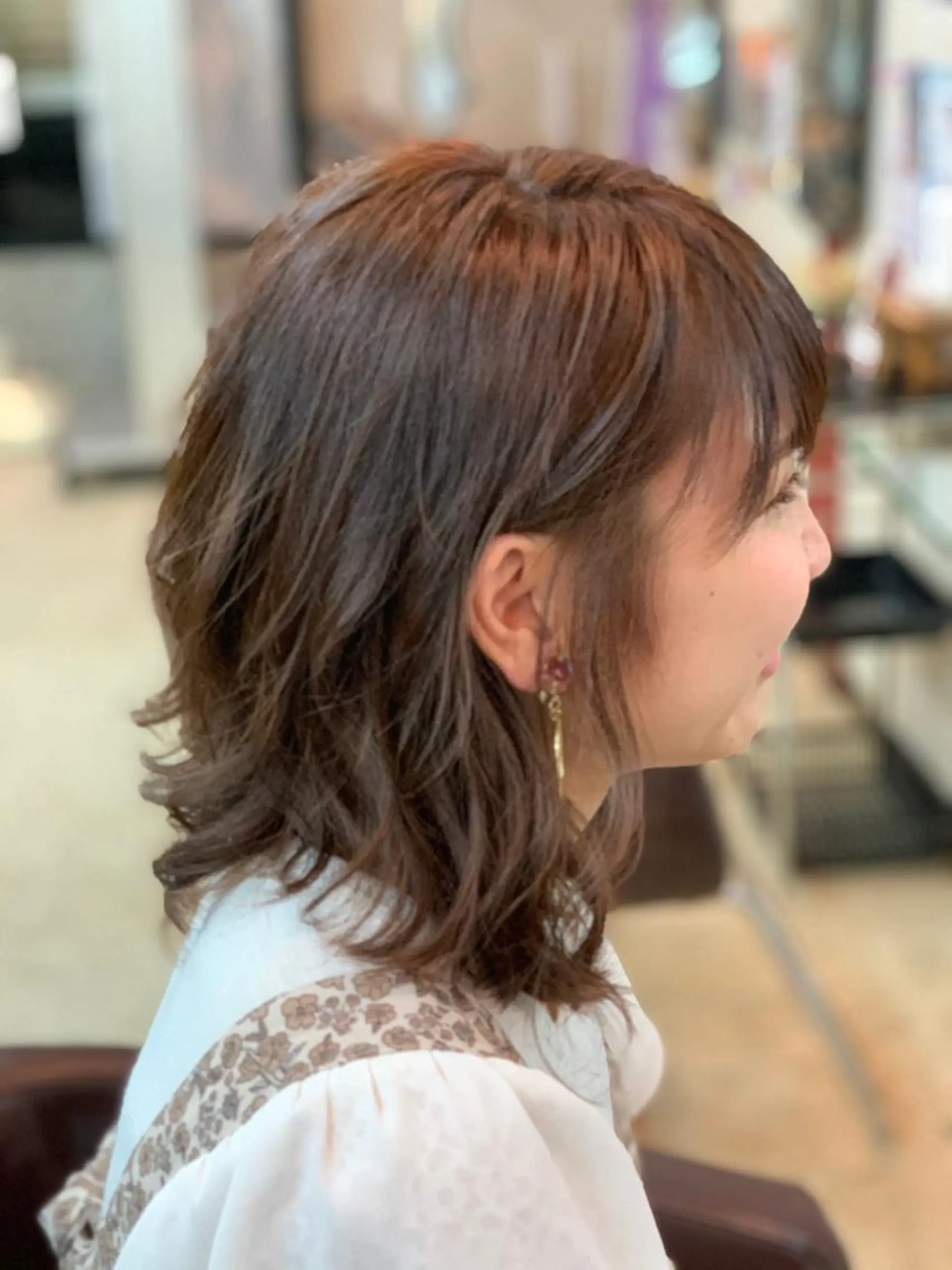 ミディアム 外ハネヘア カット Rootes   Hair  Stage所属・春日部　間庭 寛貴のヘアスタイル