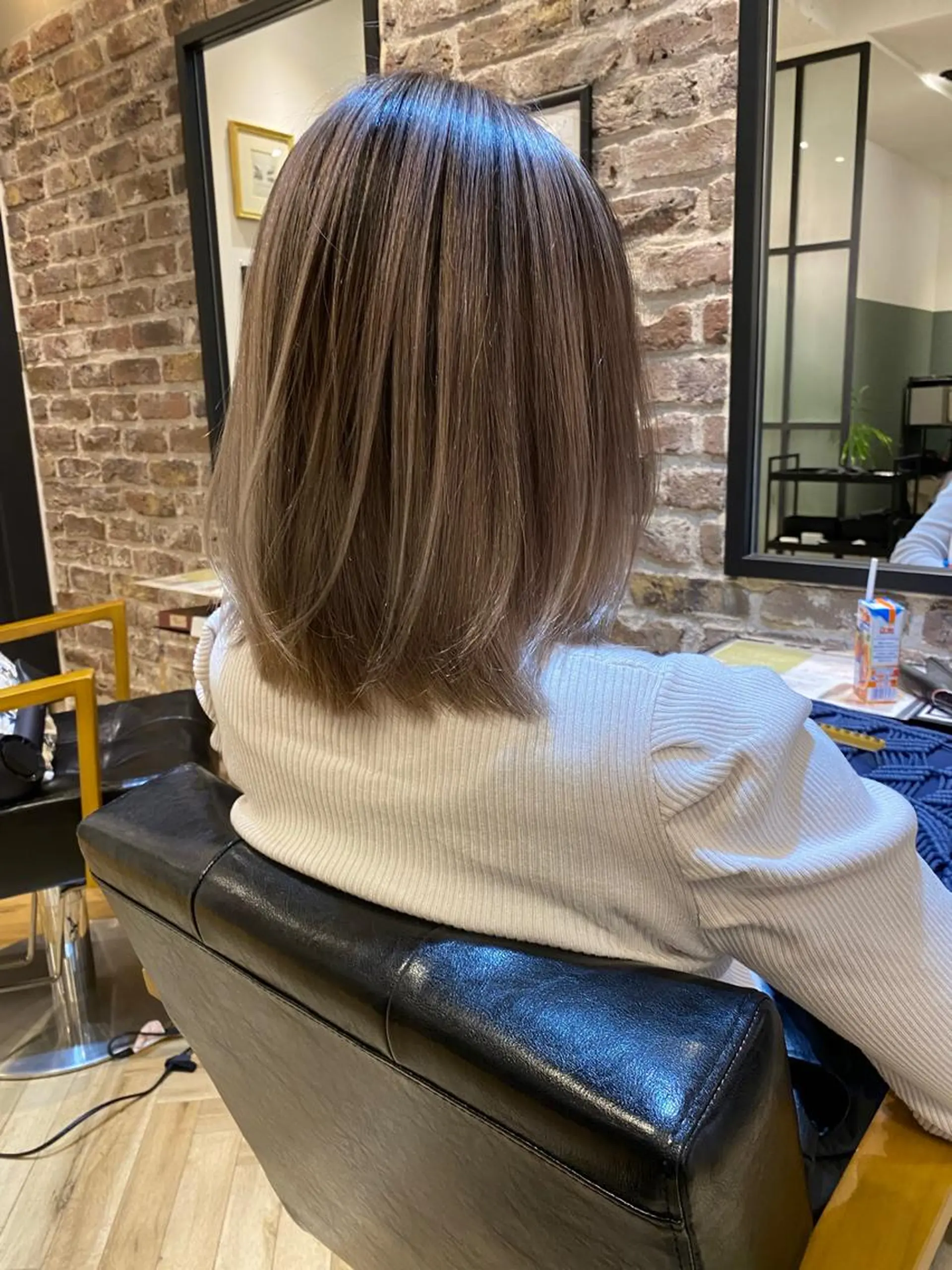 ミディアム ヘアカラー 大内田 凌馬のヘアスタイル