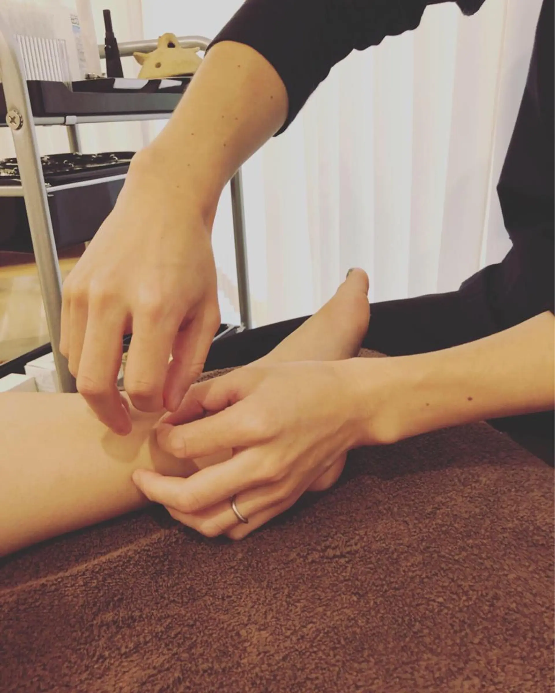 妙蓮寺ゆう鍼灸院所属・太田祐志 /中医美容鍼のエステ・リラクイメージ