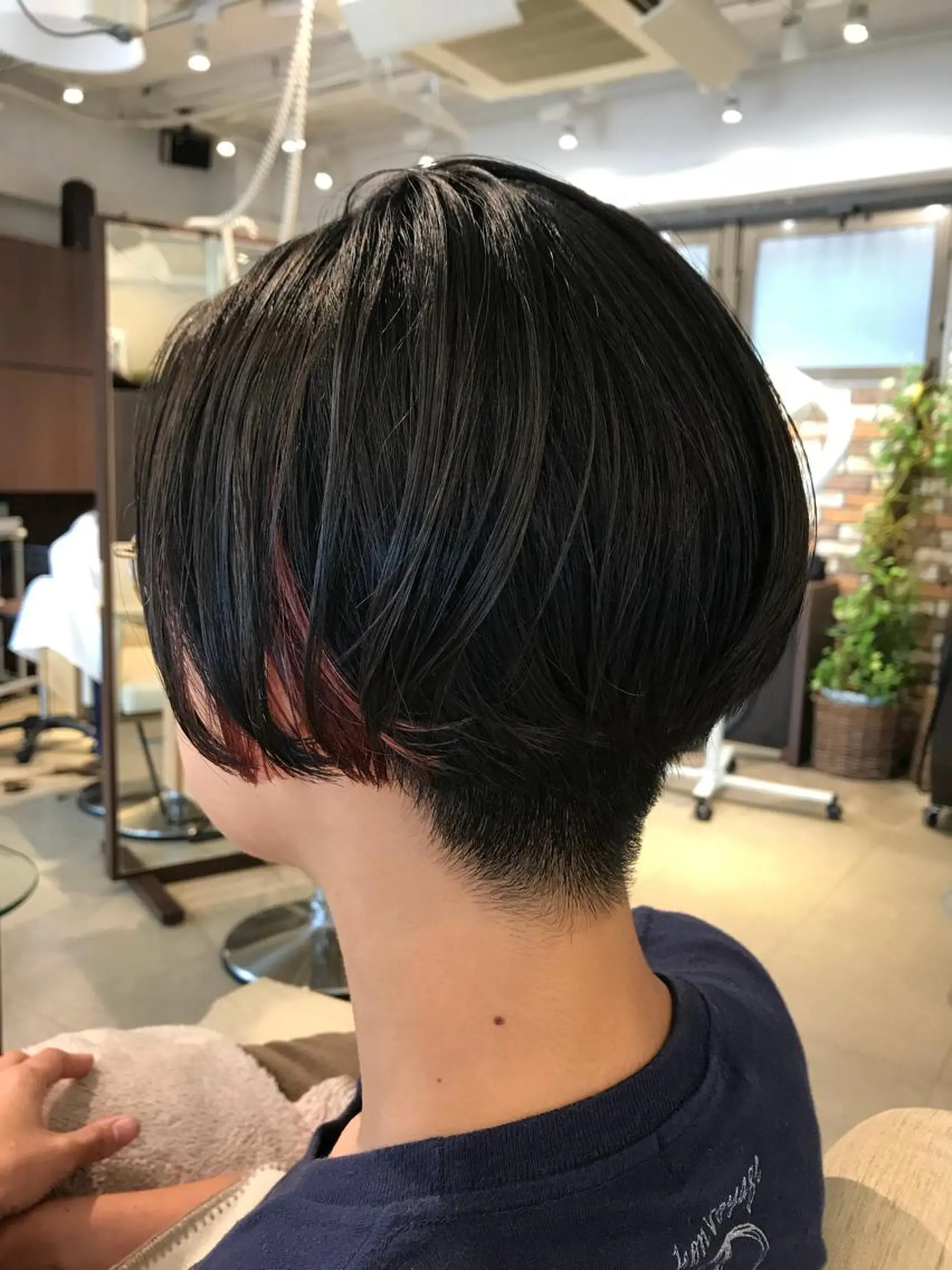 ショート カラー ショートボブ インナーカラー ローズカラー バイオレットカラー ボブ newi saLyu 片岡ふきのヘアスタイル