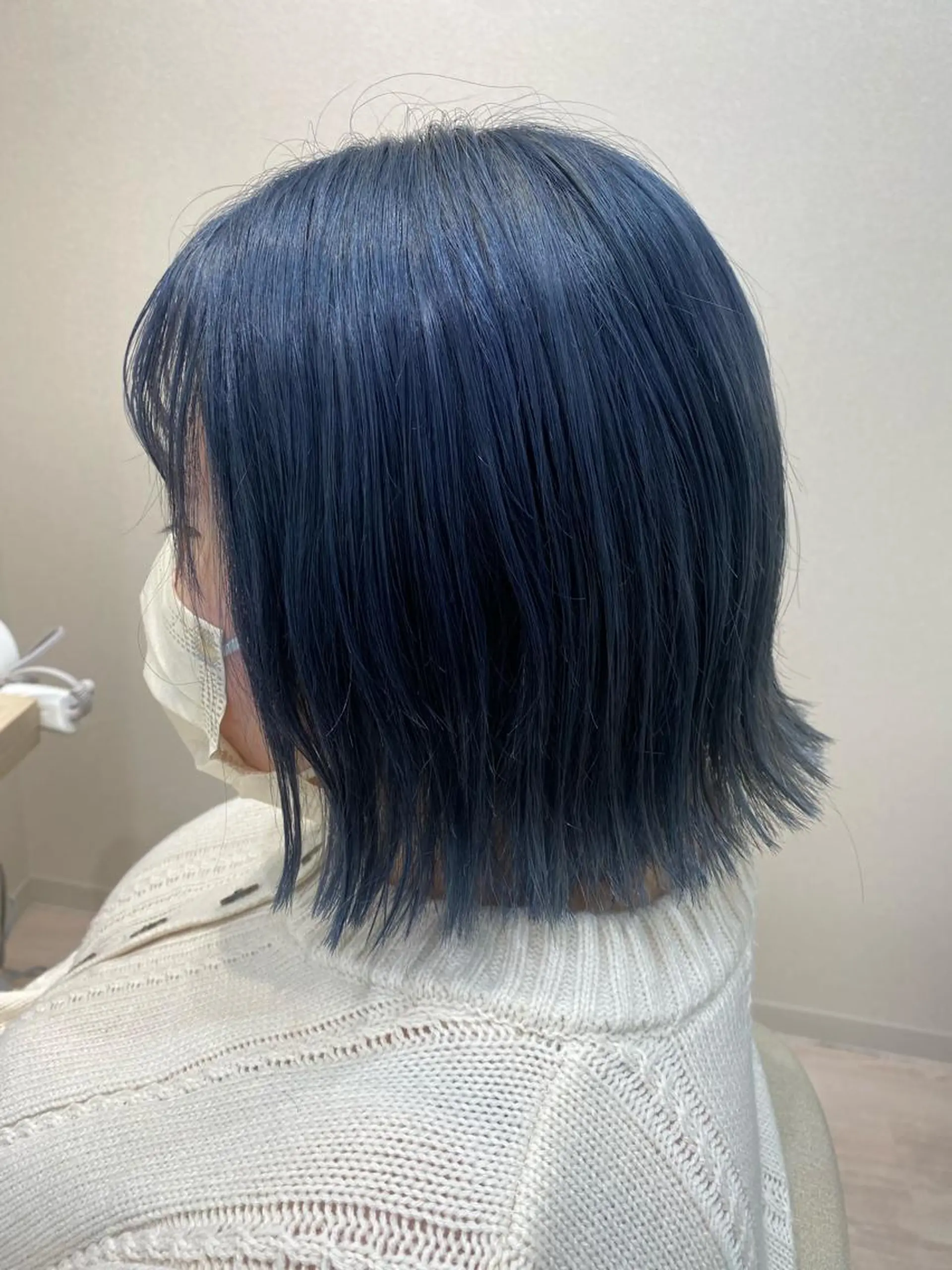 ミディアム ヘアカラー トリートメント ヘッドスパ mina .のヘアスタイル