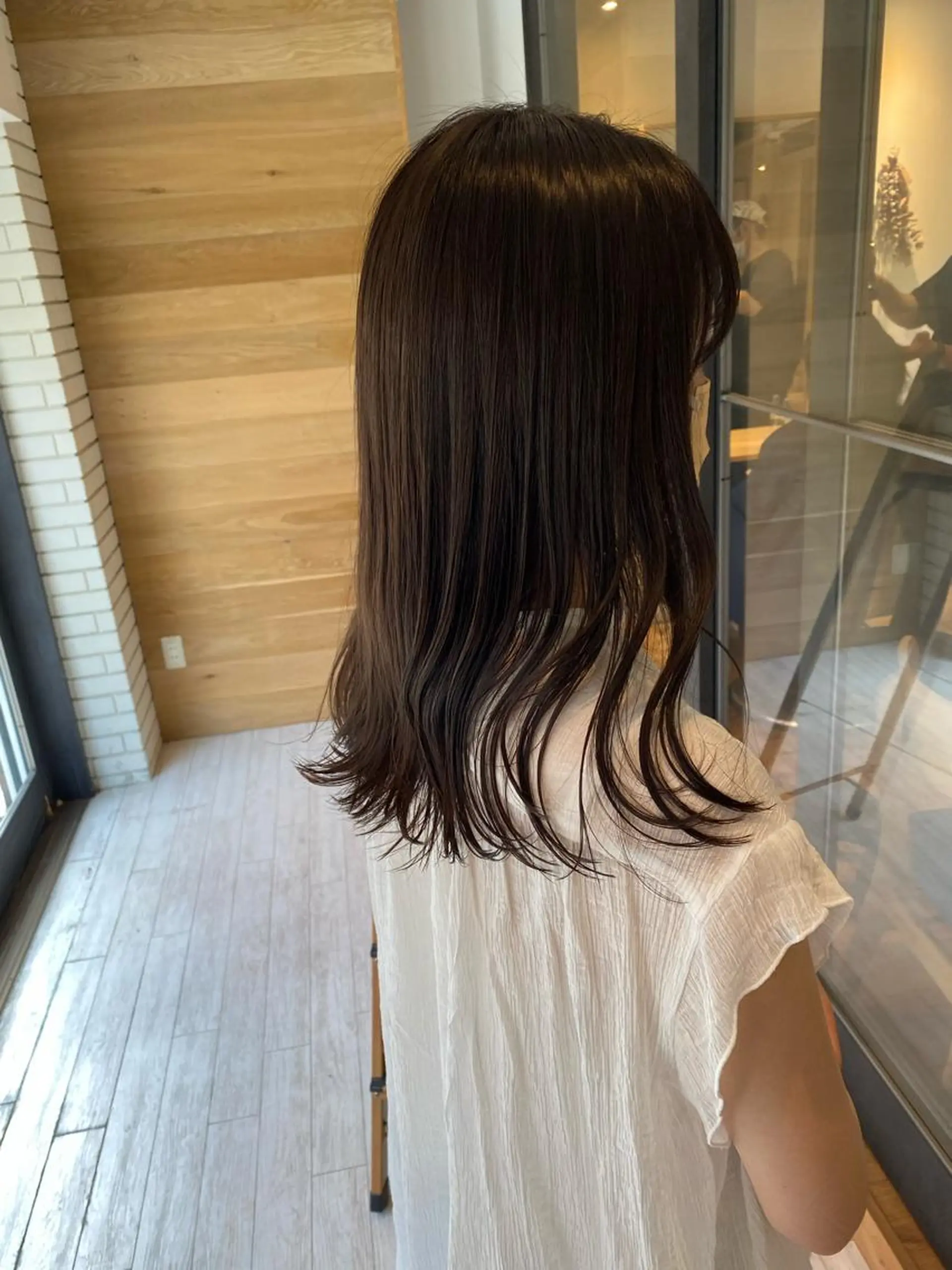 セミロング カラー ベージュカラー トリートメント カット ヘアカラー トリートメント newi 京橋 【yuuki】のヘアスタイル