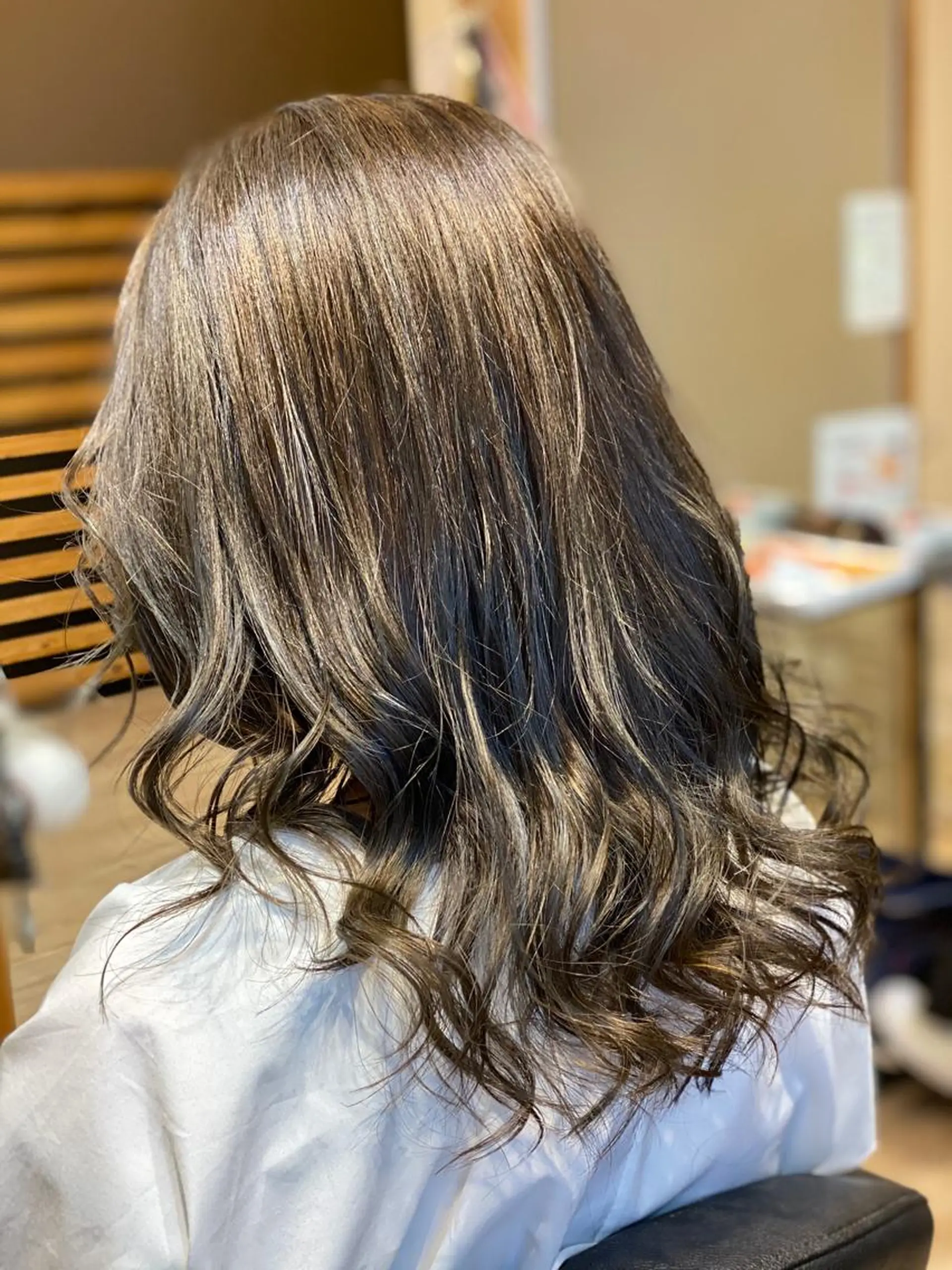 ロング カラー 関口 友行のヘアスタイル