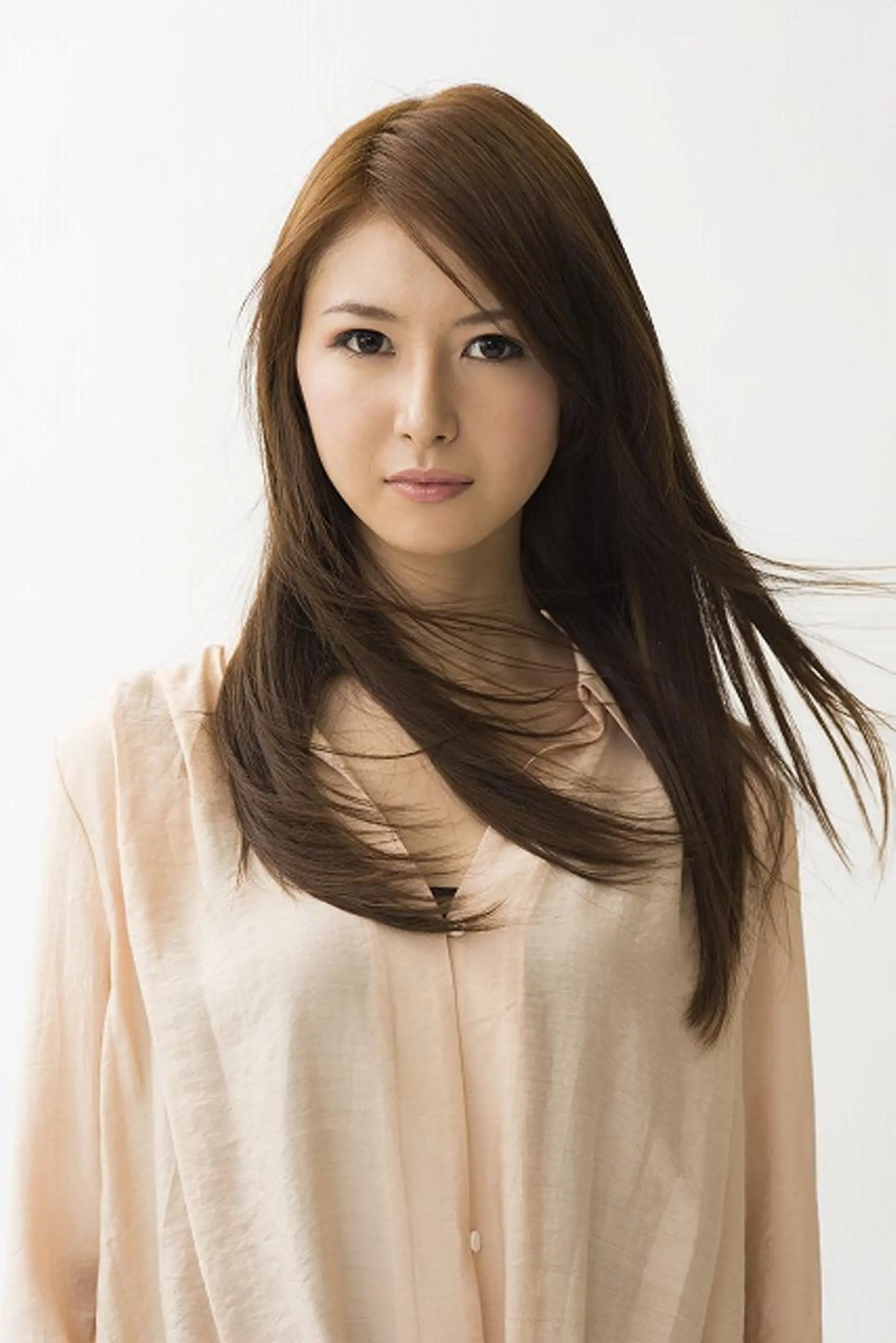 セミロング NYLON. 柏店所属・お悩み解決美容師🩷 ♠️ベテランそめやのヘアスタイル