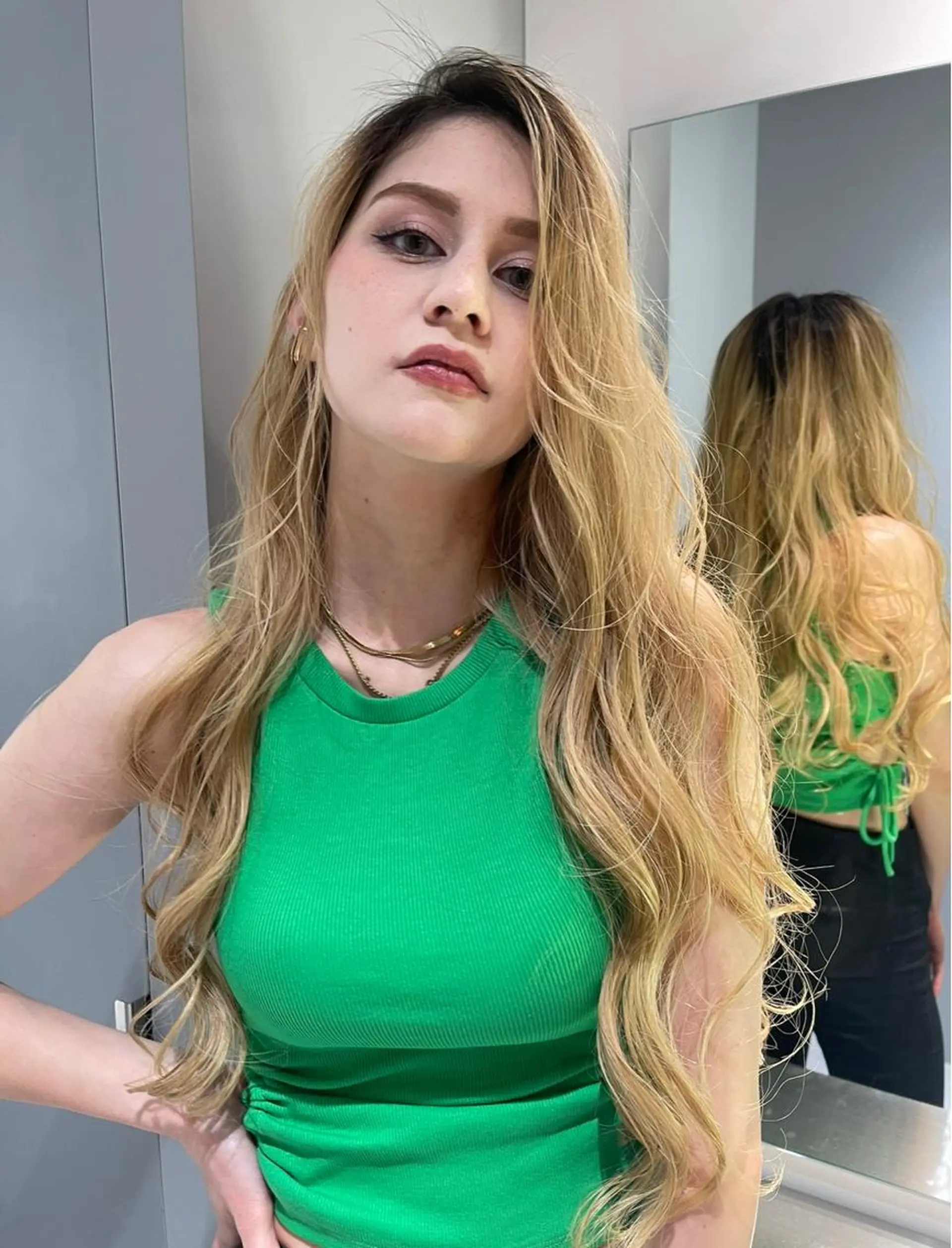 ロング カラー ブロンド ロング ヘアカラー 松井那津子 /ハイライトブリーチのヘアスタイル