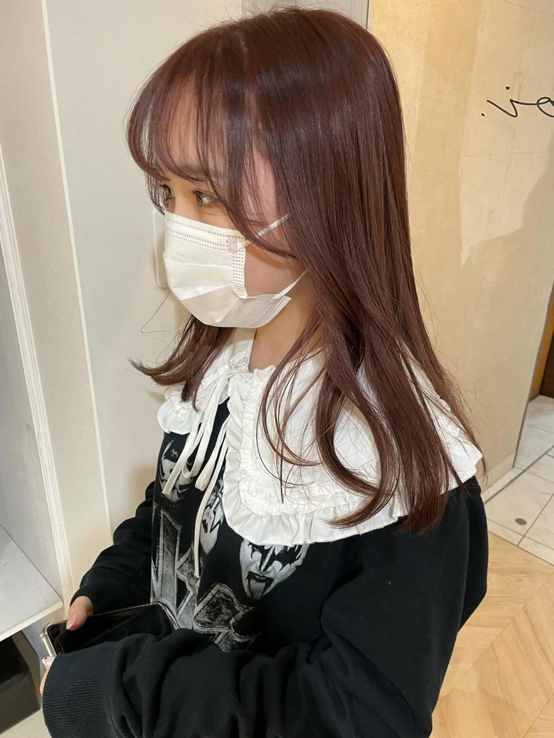 セミロング カラー akane .のヘアスタイル