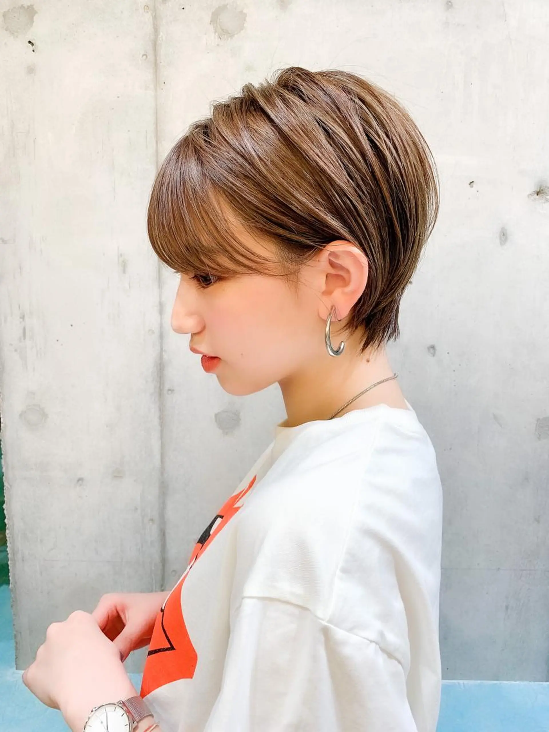 ショート 切りっぱなしボブ ショートボブ ハンサムショート 丸みショート ボブ Lond enikaのヘアスタイル