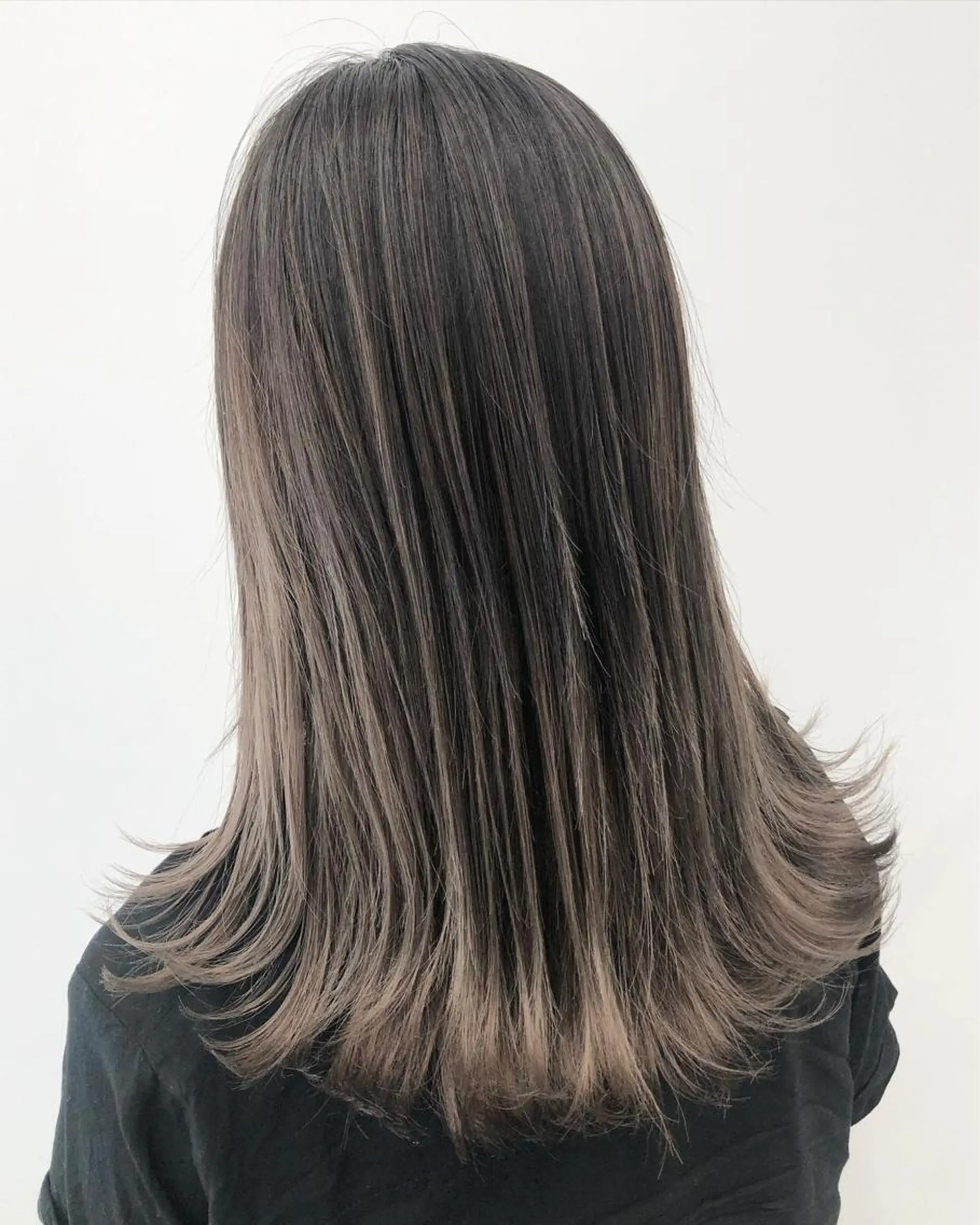 ミディアム カラー ヘアアレンジ 【公式】amble luxe池袋東口🩷のヘアスタイル