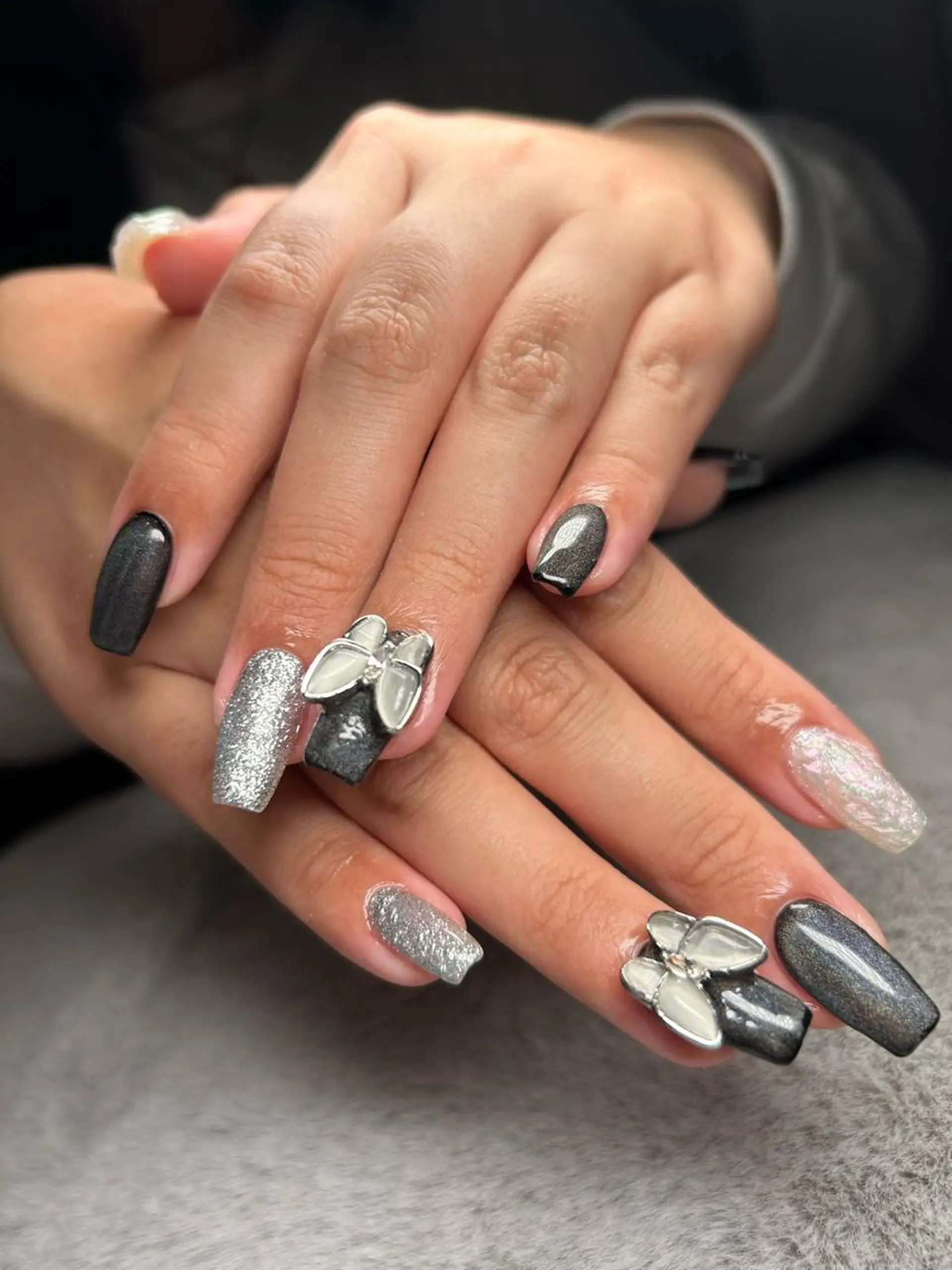 ネイル オーロラネイル 長さ出し フレンチネイル ラメ(グリッター) マグネットネイル ハンドネイル フットネイル Bianca 美浜店 masuのネイルデザイン