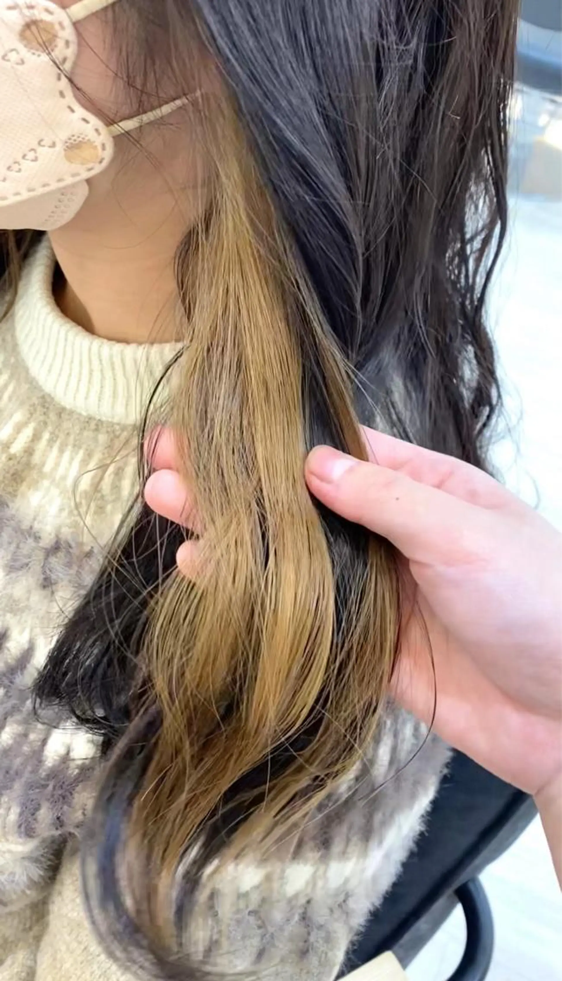 ロング カラー ベージュカラー グレージュ ミルクティーベージュ くさかみさき🌼暖色 /耳つぼ/オタク🌼のヘアスタイル